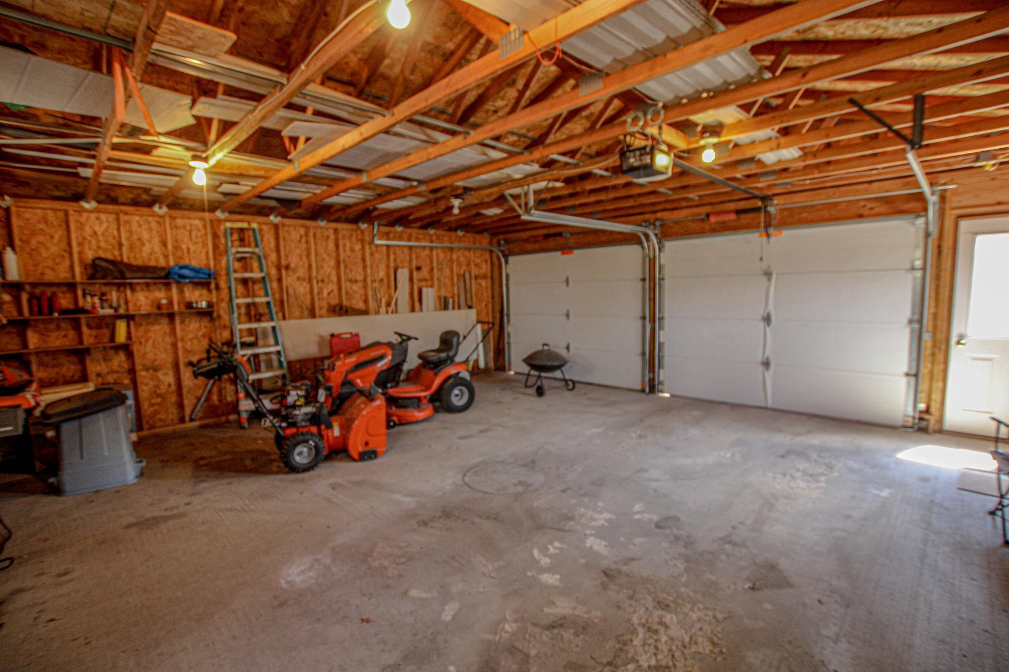 2002 single family home for sale at 27935 426th Avenue in Battle Lake, MN — 2 bed, 3 bath (photo 37 of 46)