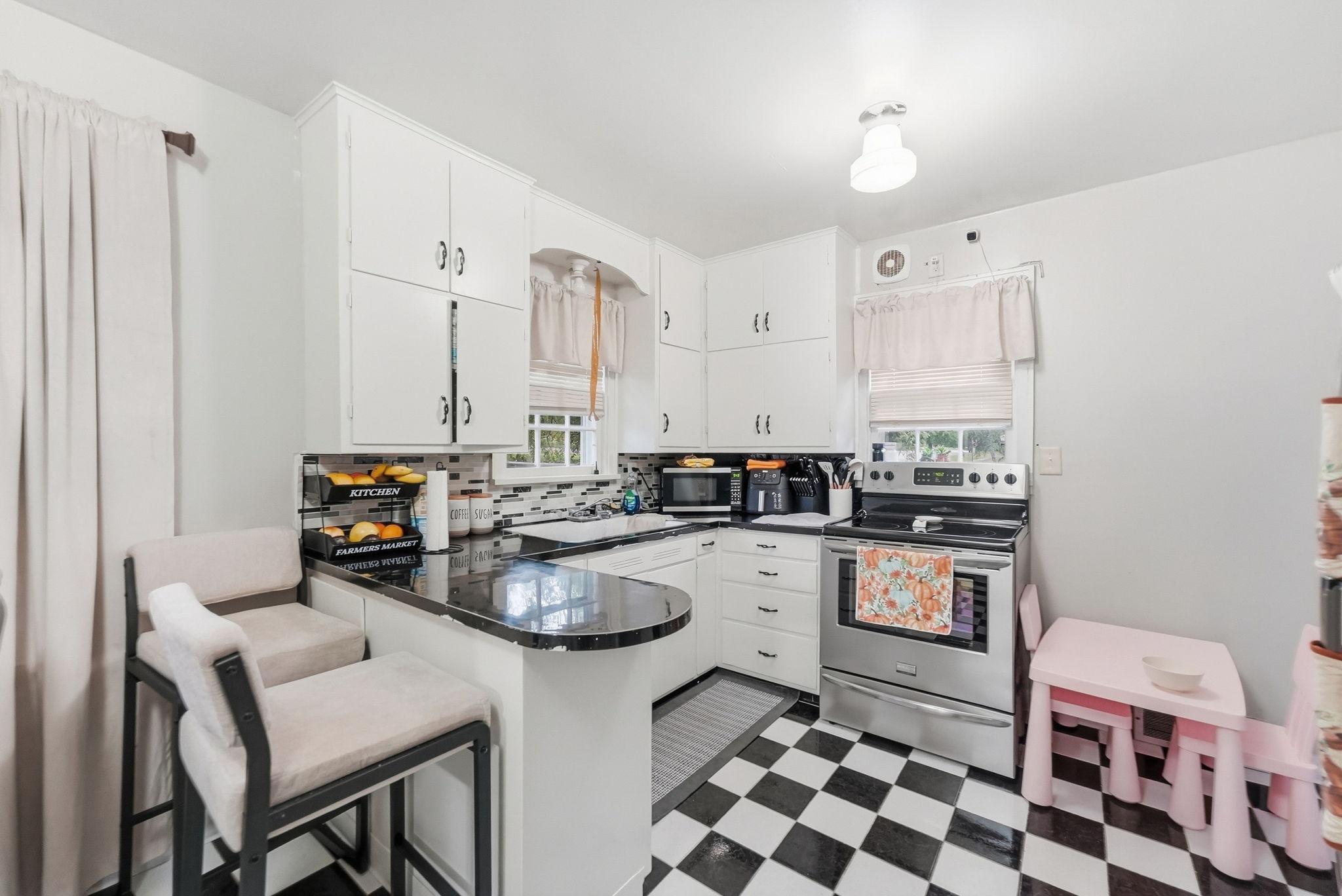 1945 single family home for sale at 115 Todd Street S in Long Prairie, MN — 3 bed, 1 bath (photo 7 of 25)