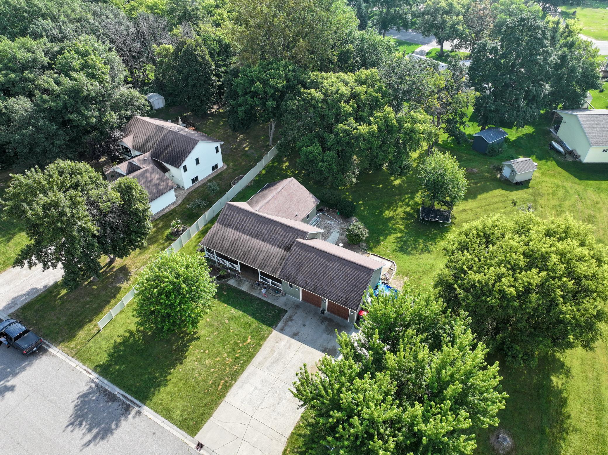 1996 single family home for sale at 901 Geneva Drive in Alexandria, MN — 4 bed, 3 bath (photo 49 of 67)