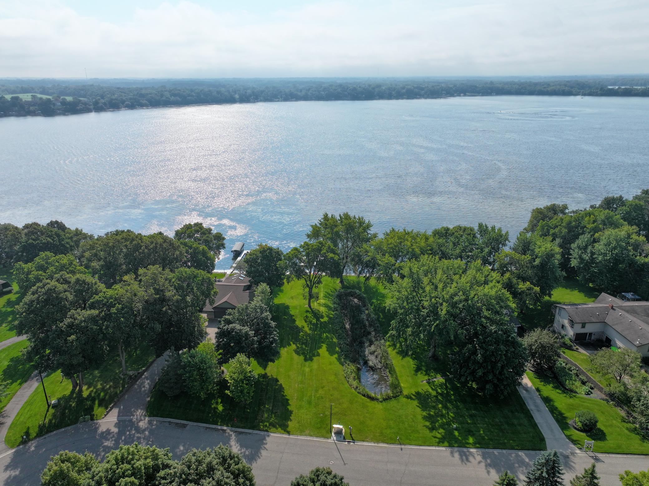 1996 single family home for sale at 901 Geneva Drive in Alexandria, MN — 4 bed, 3 bath (photo 53 of 67)