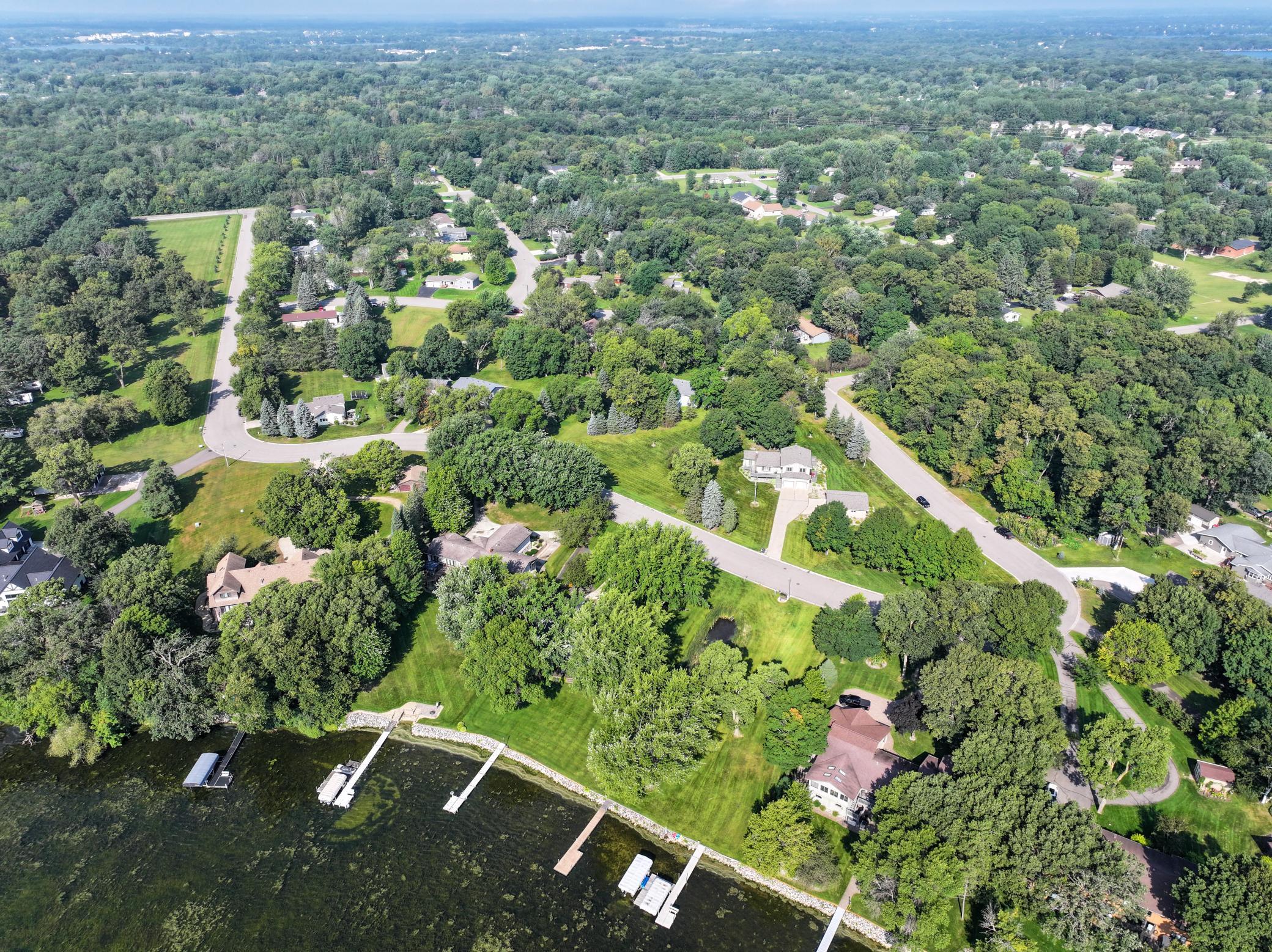1996 single family home for sale at 901 Geneva Drive in Alexandria, MN — 4 bed, 3 bath (photo 67 of 67)