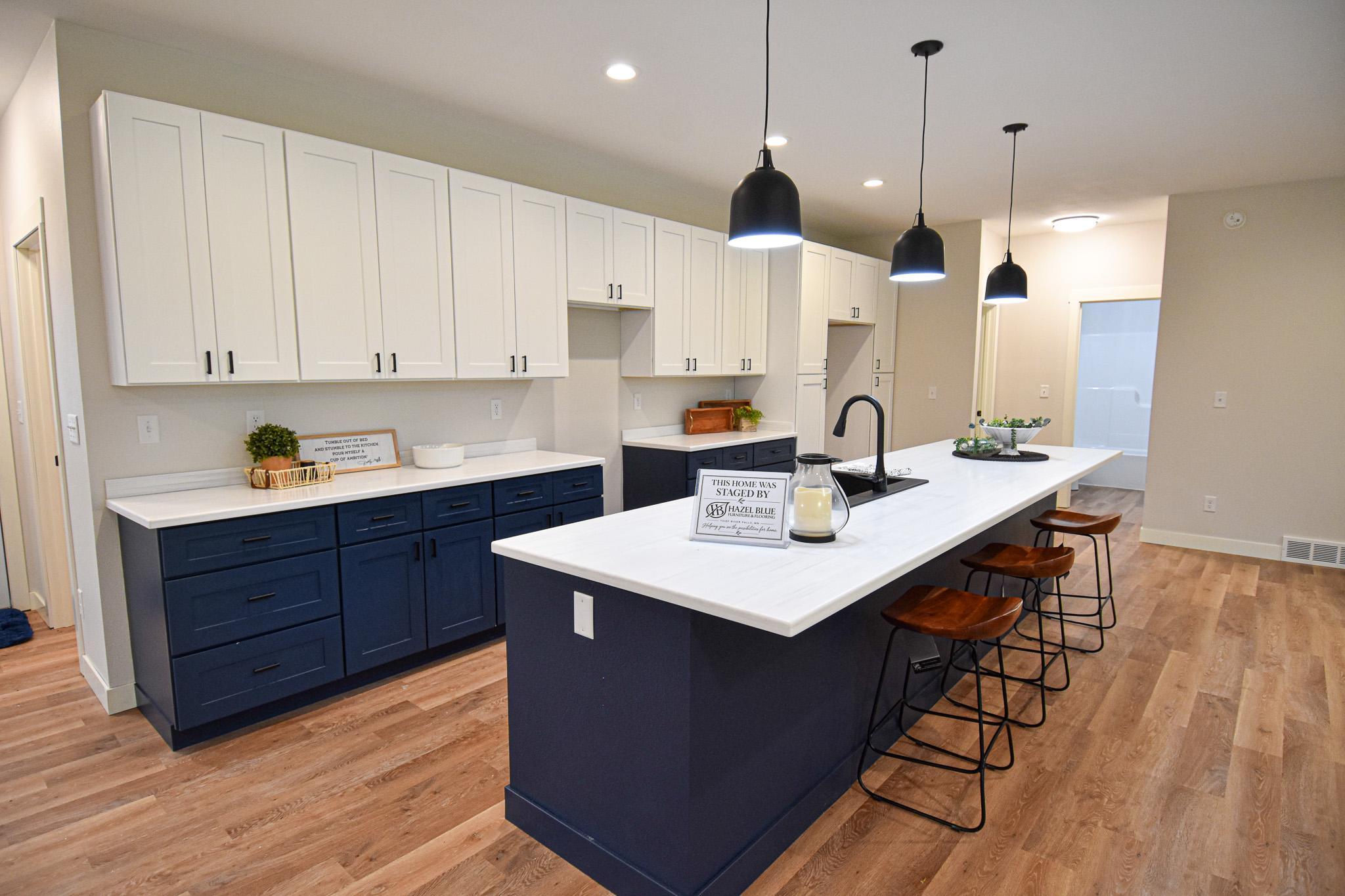 2023 single family home for sale at 4331 State Hwy 11 in Karlstad, MN — 3 bed, 2 bath (photo 11 of 60)