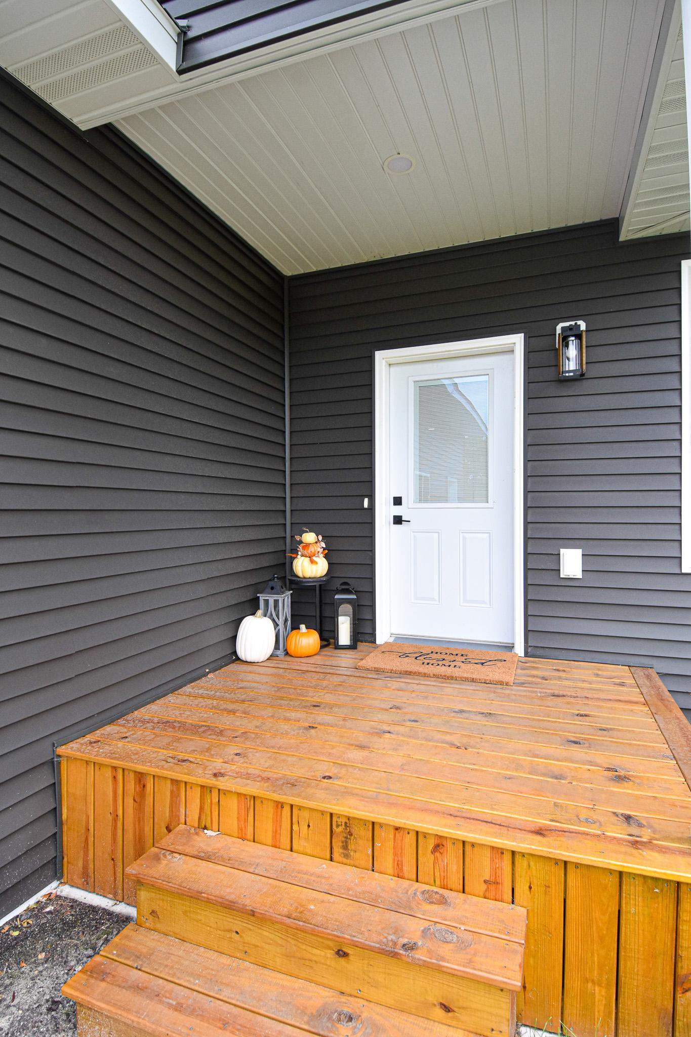 2023 single family home for sale at 4331 State Hwy 11 in Karlstad, MN — 3 bed, 2 bath (photo 4 of 60)