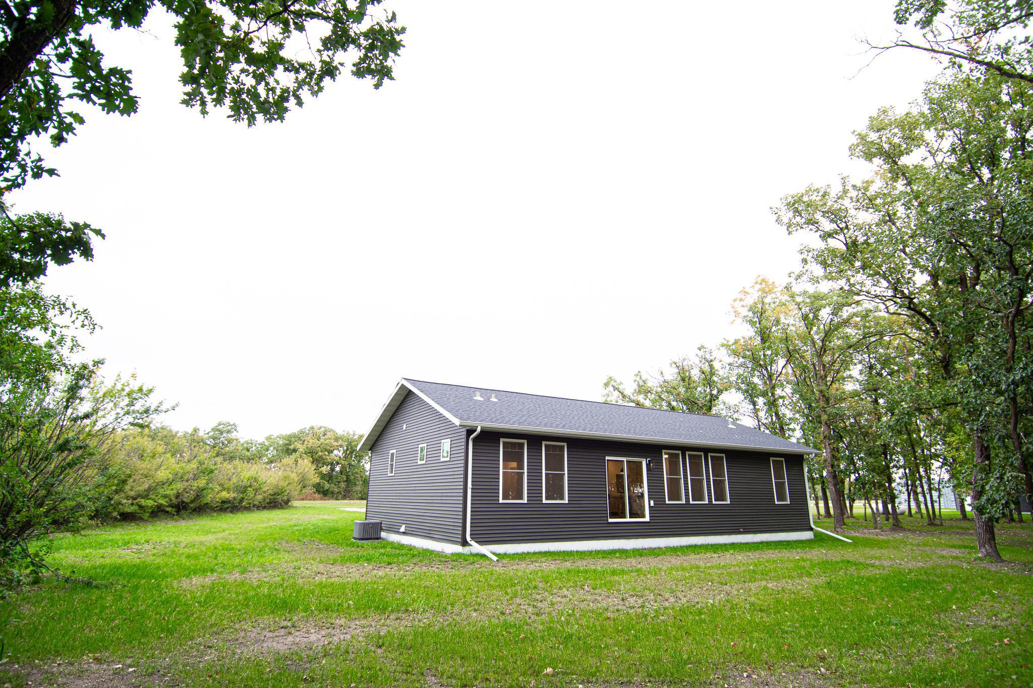 2023 single family home for sale at 4331 State Hwy 11 in Karlstad, MN — 3 bed, 2 bath (photo 56 of 60)