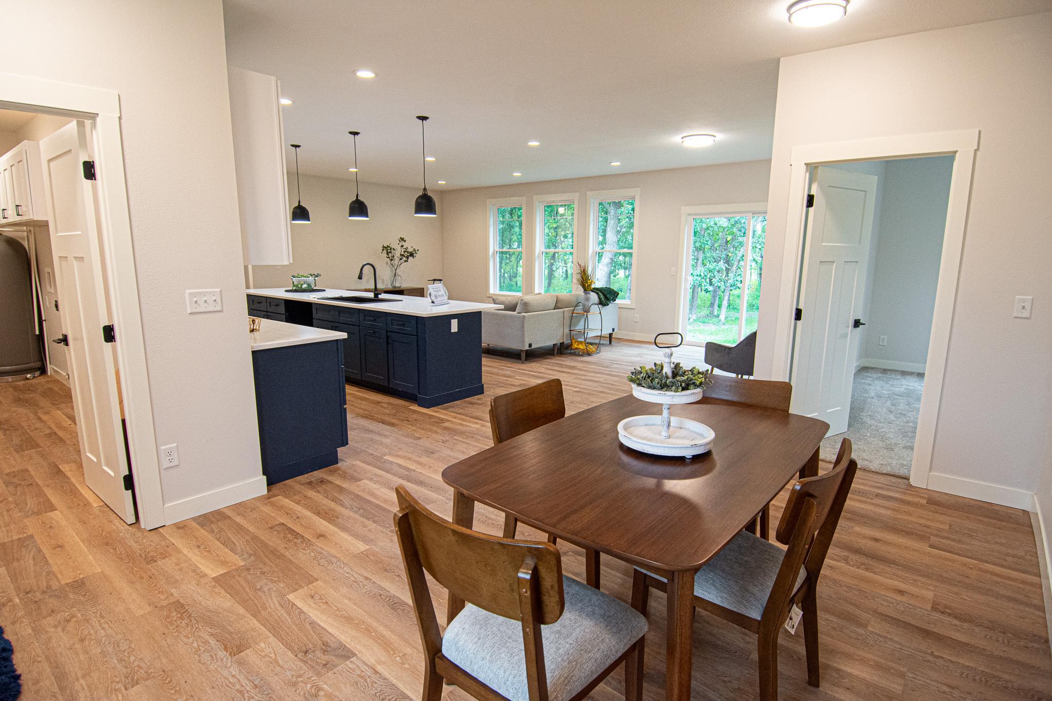 2023 single family home for sale at 4331 State Hwy 11 in Karlstad, MN — 3 bed, 2 bath (photo 7 of 60)