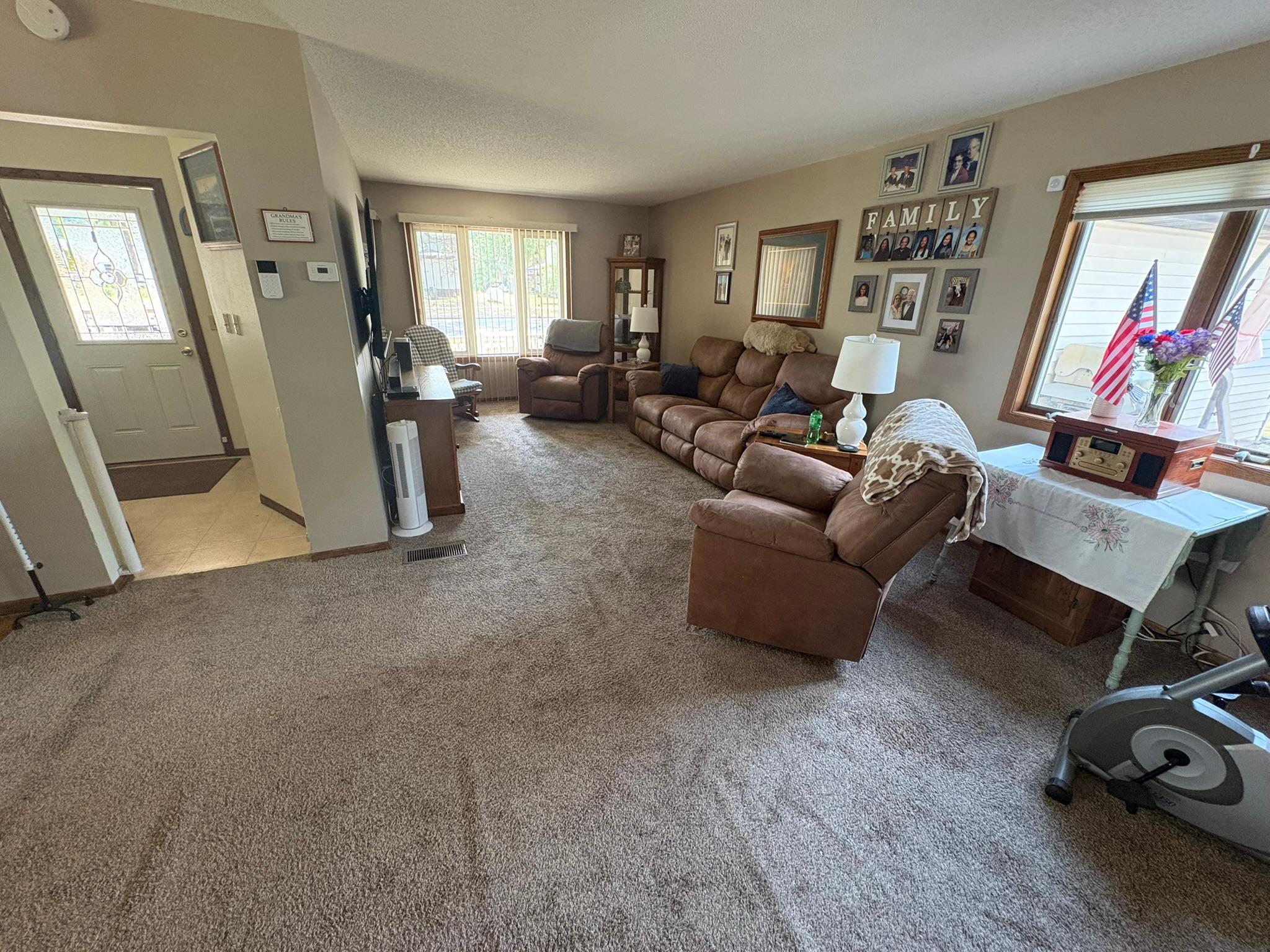 1914 single family home for sale at 116 3rd Street E in Halstad, MN — 3 bed, 2 bath (photo 17 of 41)