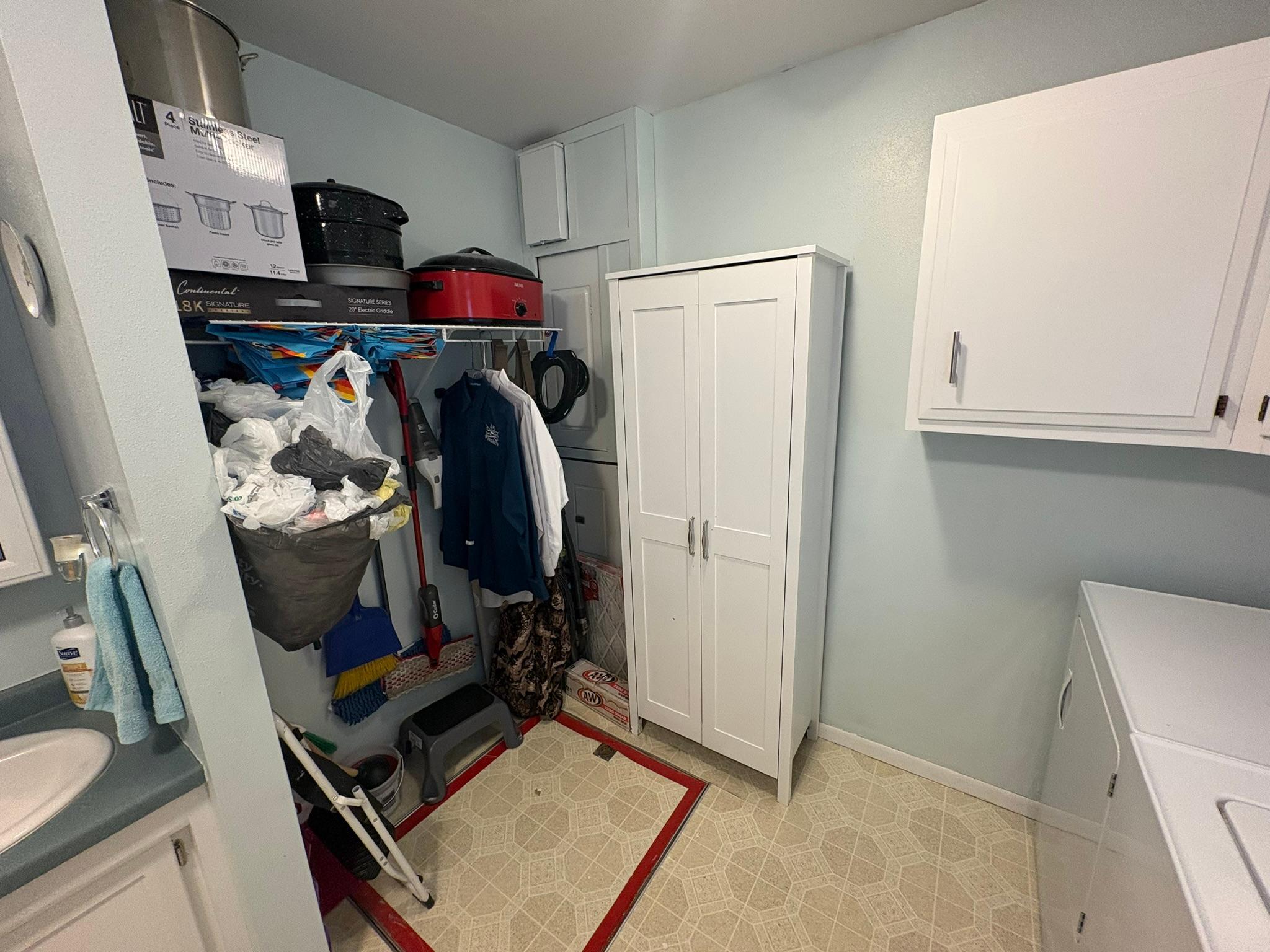 1914 single family home for sale at 116 3rd Street E in Halstad, MN — 3 bed, 2 bath (photo 28 of 41)