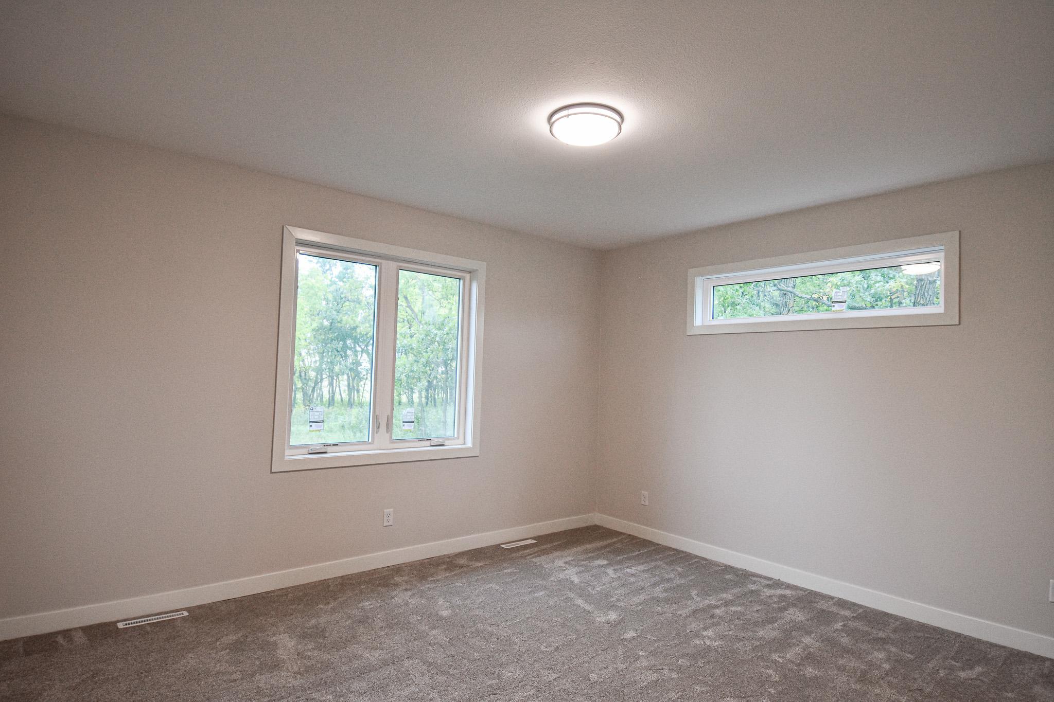 2023 single family home for sale at 4341 State Hwy 11 in Karlstad, MN — 3 bed, 2 bath (photo 29 of 48)