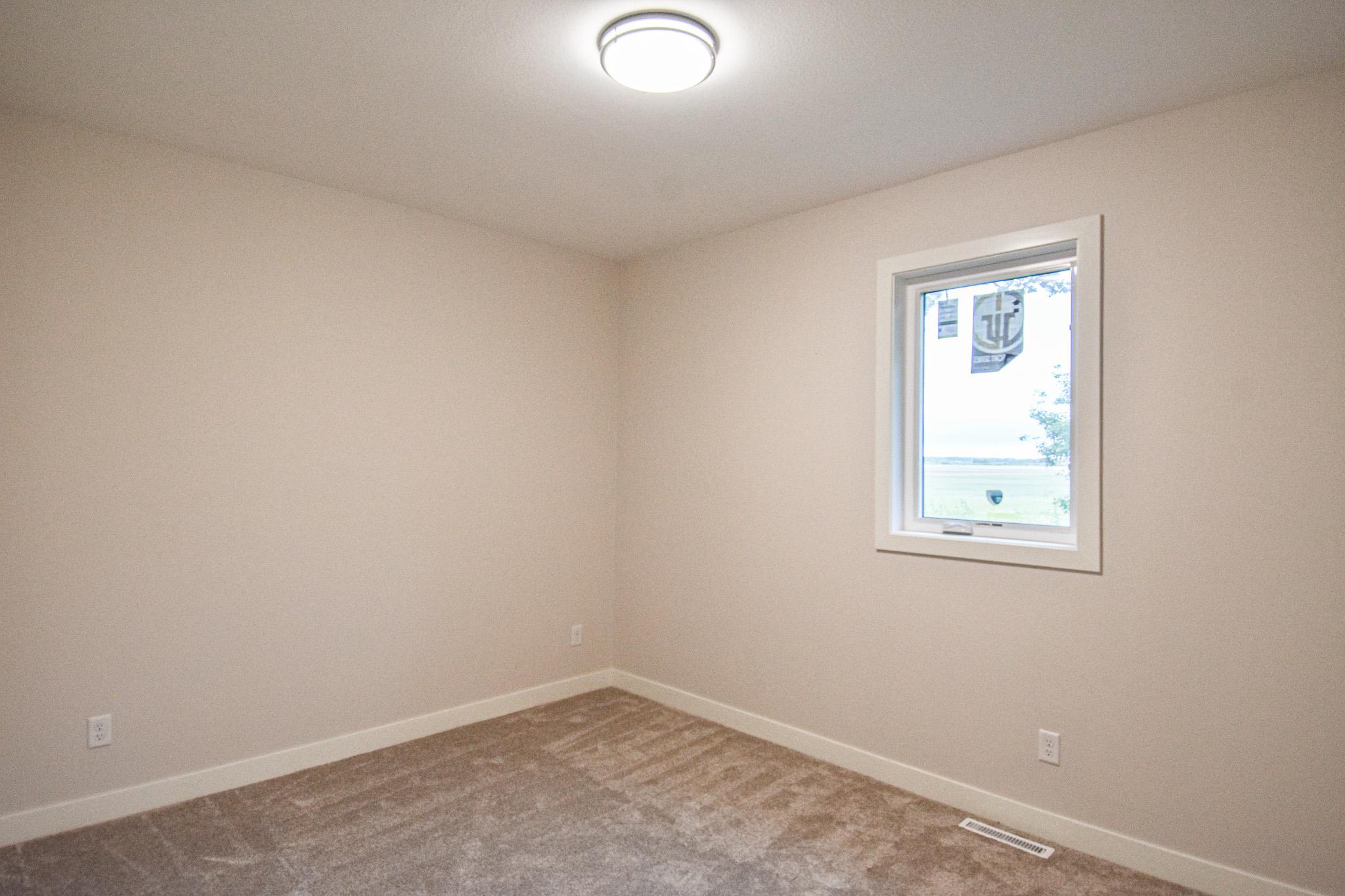 2023 single family home for sale at 4341 State Hwy 11 in Karlstad, MN — 3 bed, 2 bath (photo 39 of 48)