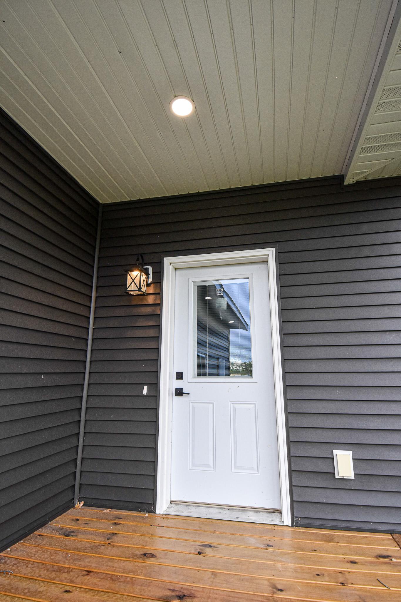 2023 single family home for sale at 4341 State Hwy 11 in Karlstad, MN — 3 bed, 2 bath (photo 5 of 48)