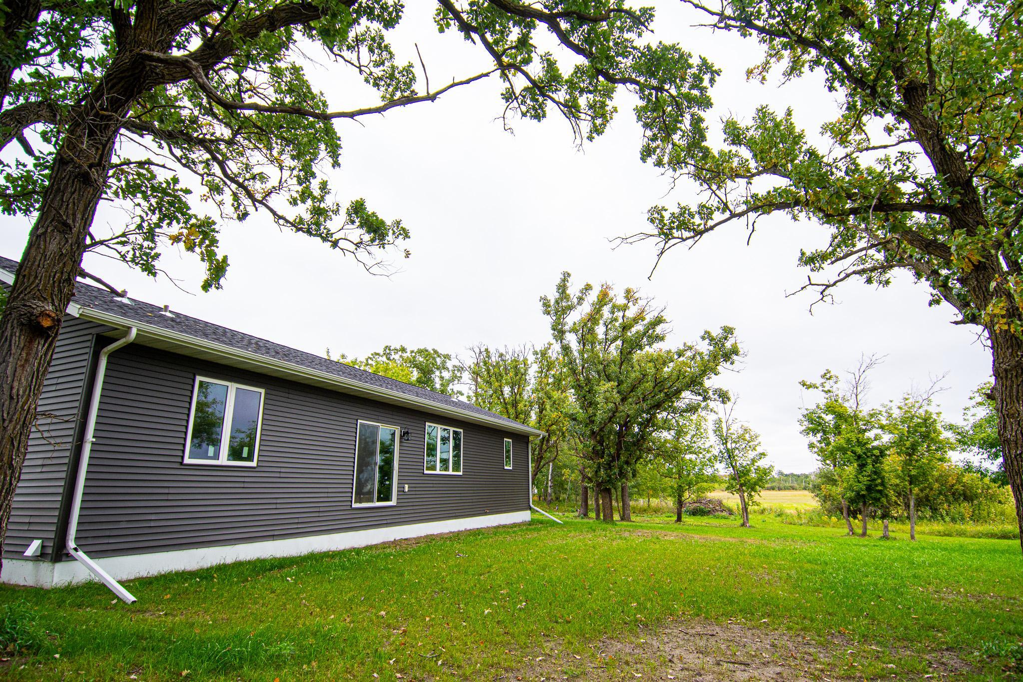 2023 single family home for sale at 4341 State Hwy 11 in Karlstad, MN — 3 bed, 2 bath (photo 46 of 48)