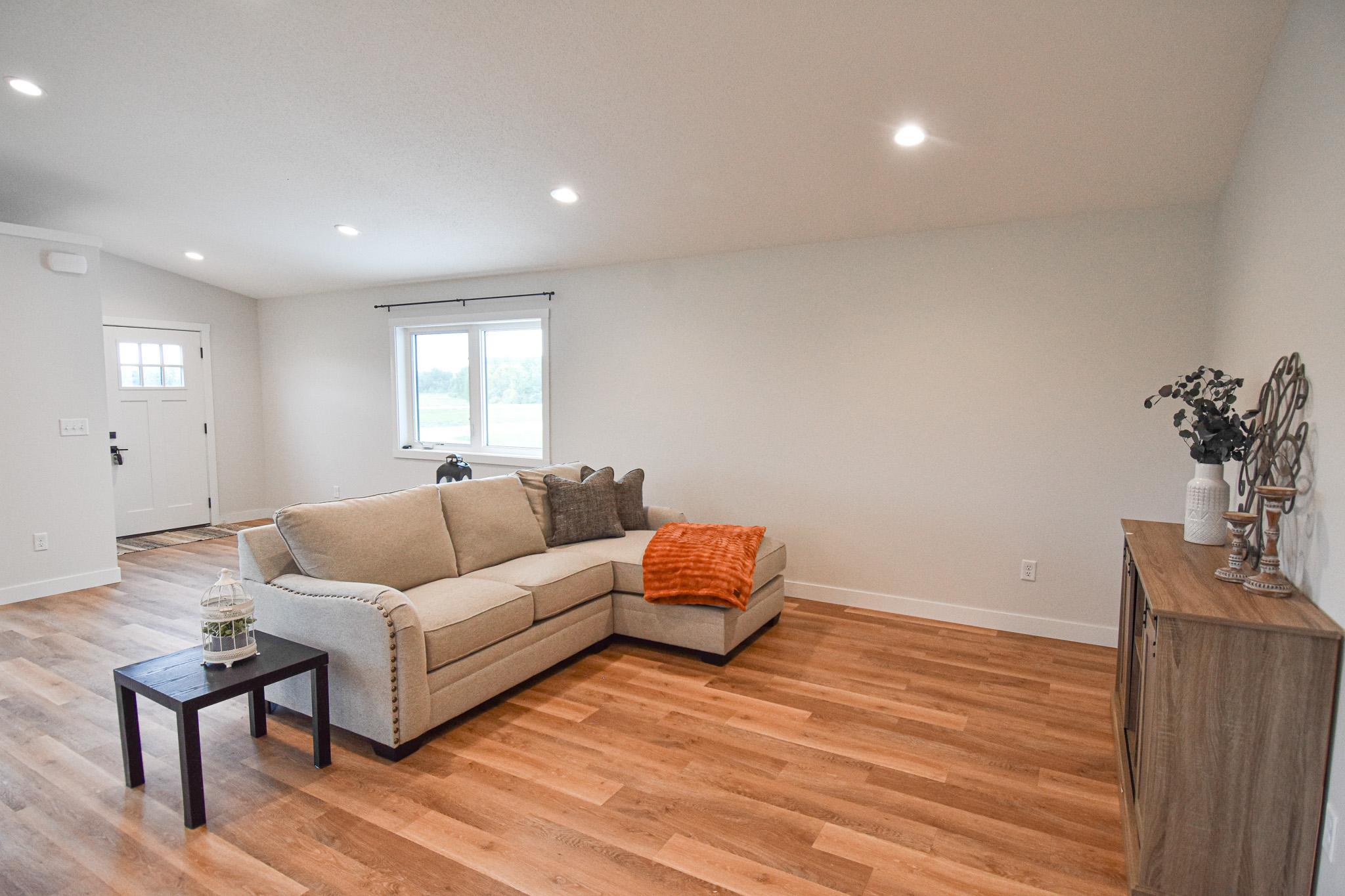 2024 townhouse for sale at 4363B State Hwy 11 in Karlstad, MN — 3 bed, 2 bath (photo 12 of 48)