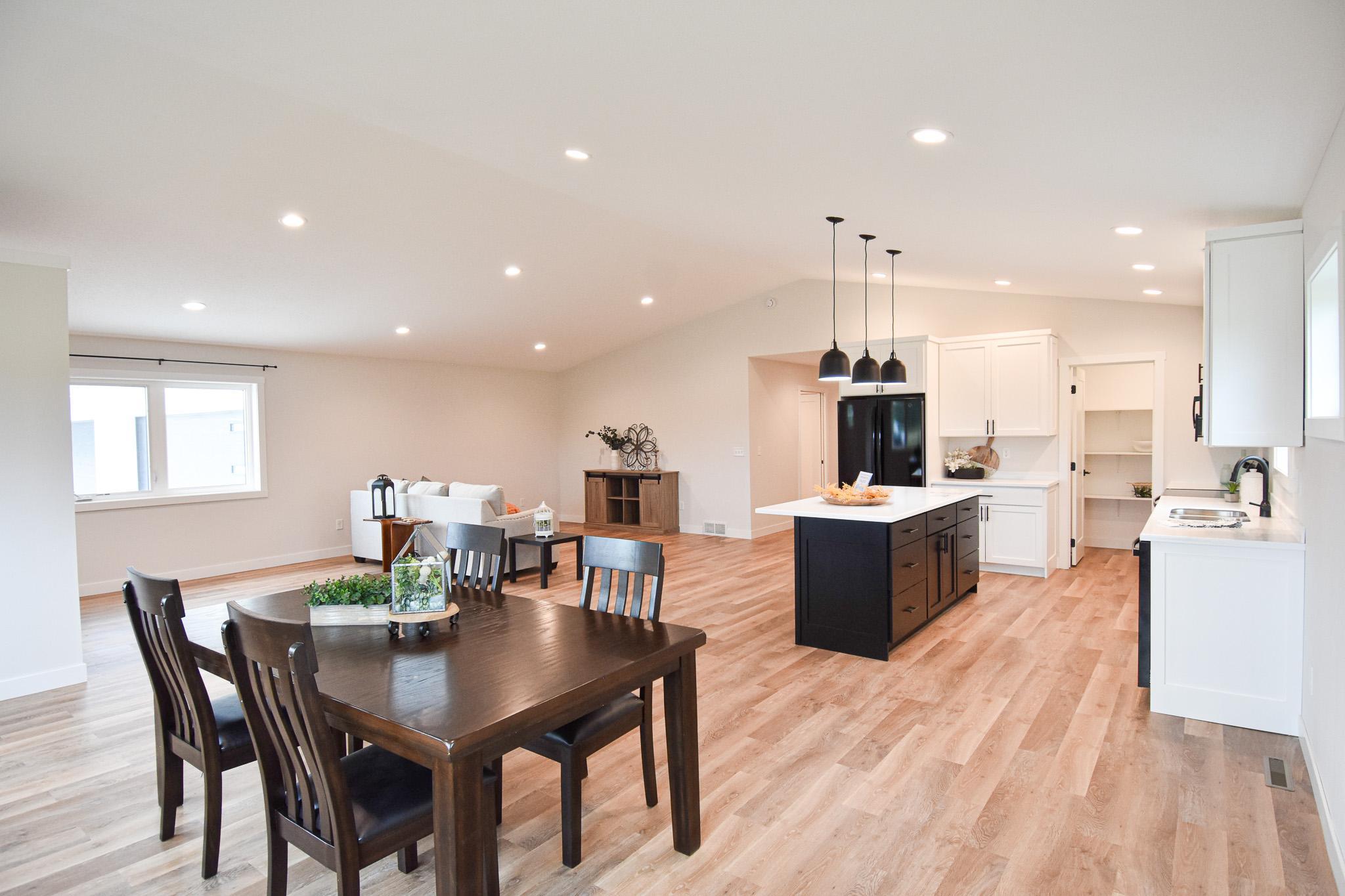 2024 townhouse for sale at 4363B State Hwy 11 in Karlstad, MN — 3 bed, 2 bath (photo 18 of 48)
