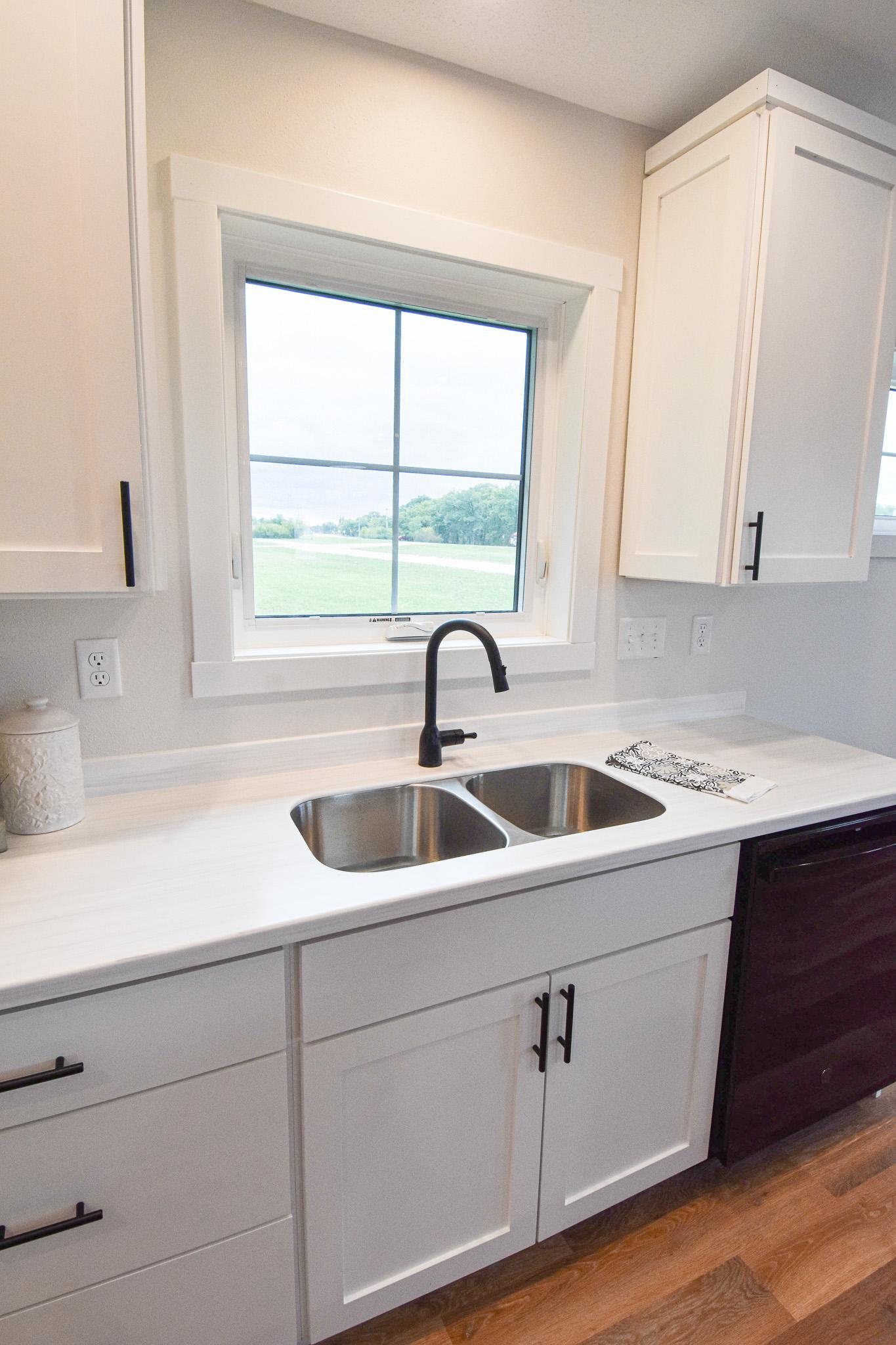 2024 townhouse for sale at 4363B State Hwy 11 in Karlstad, MN — 3 bed, 2 bath (photo 23 of 48)