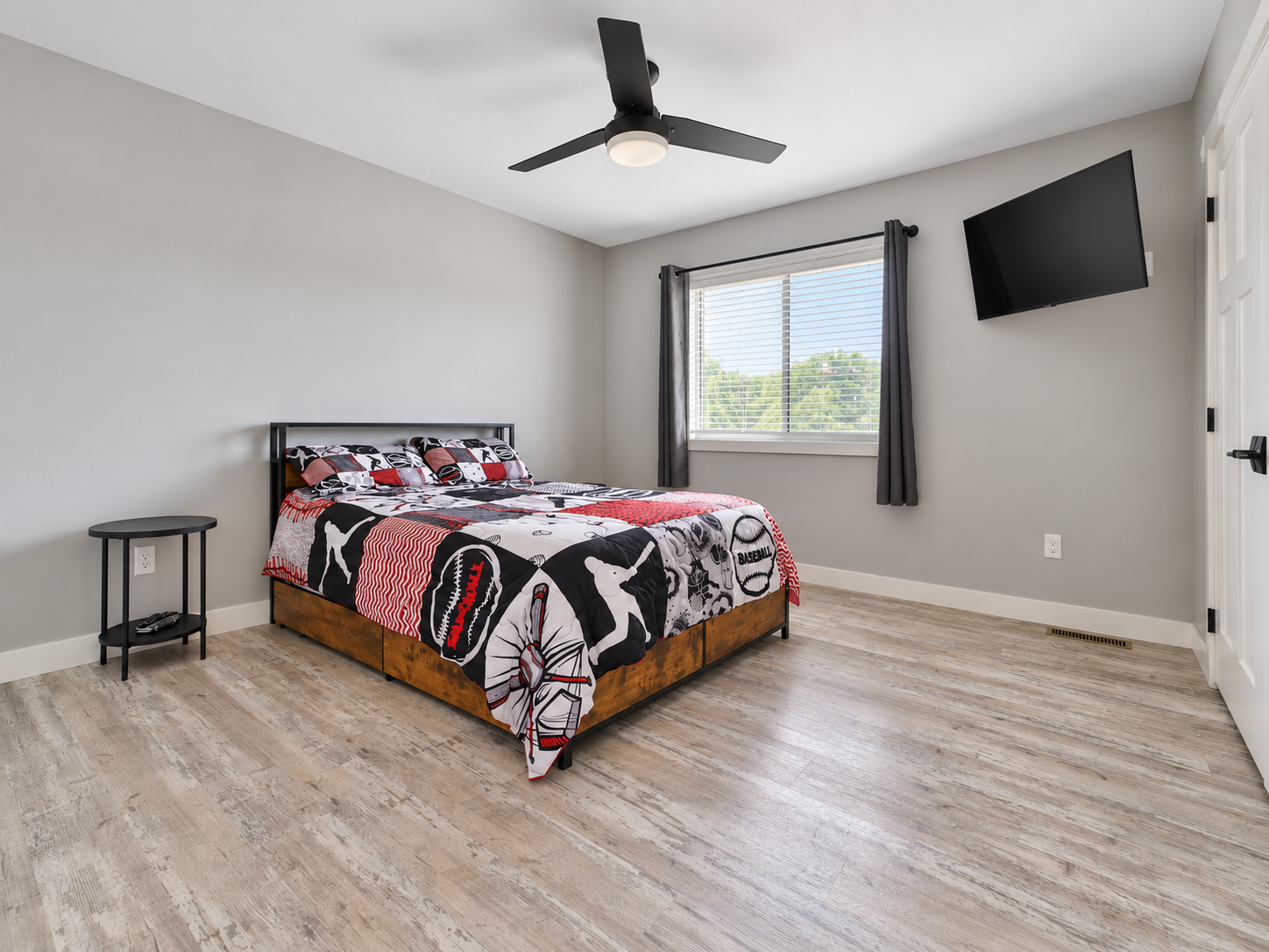 2021 single family home for sale at 13148 Fawn Lake Road in Crosslake, MN — 3 bed, 3 bath (photo 15 of 43)