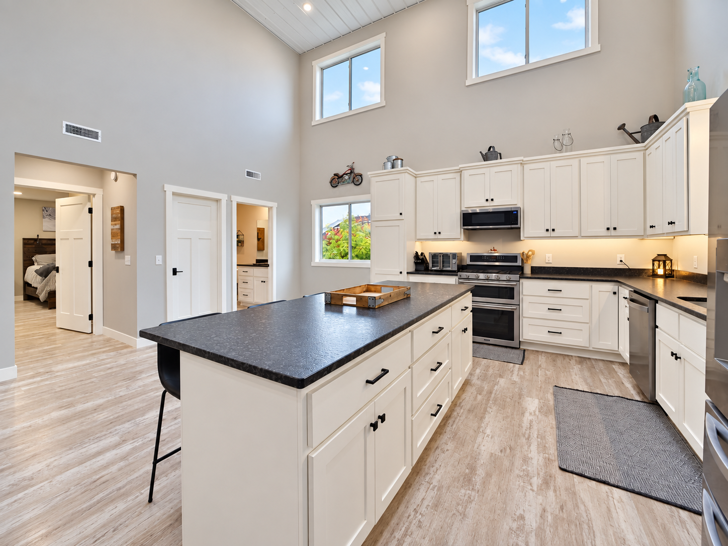 2021 single family home for sale at 13148 Fawn Lake Road in Crosslake, MN — 3 bed, 3 bath (photo 3 of 43)