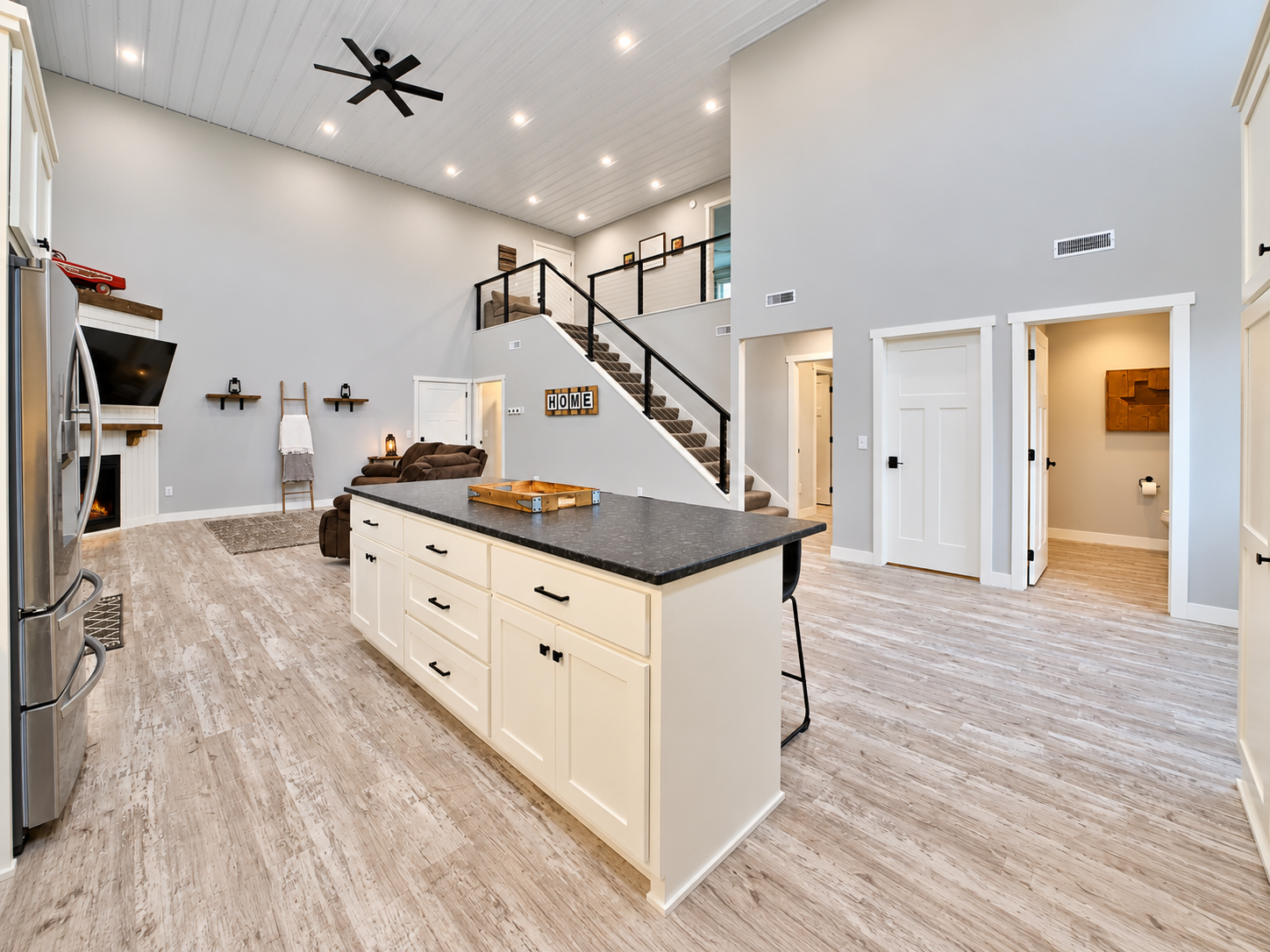 2021 single family home for sale at 13148 Fawn Lake Road in Crosslake, MN — 3 bed, 3 bath (photo 5 of 43)