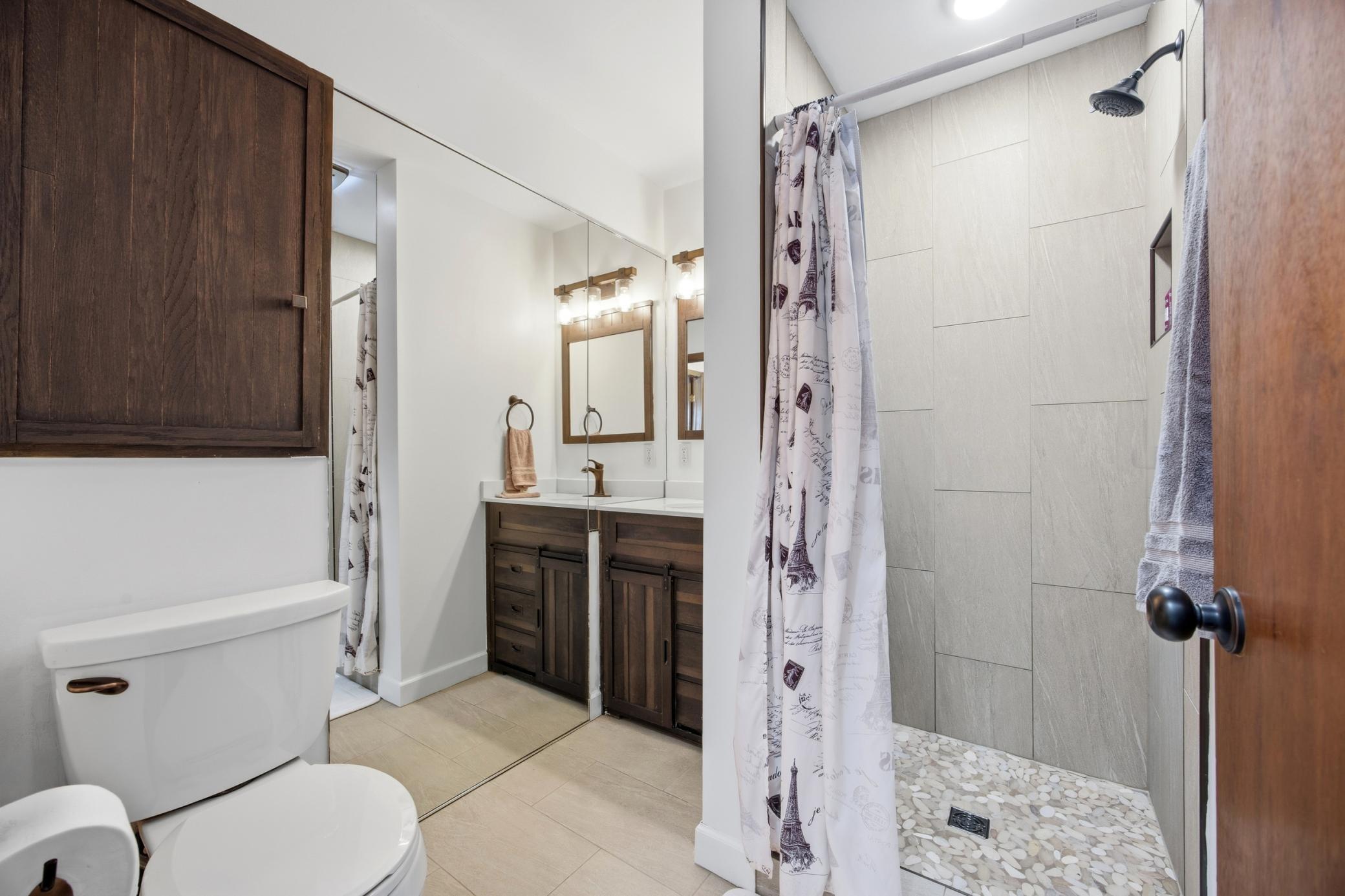 1946 single family home for sale at 1621 12th Avenue S in Fargo, ND — 3 bed, 2 bath (photo 10 of 32)