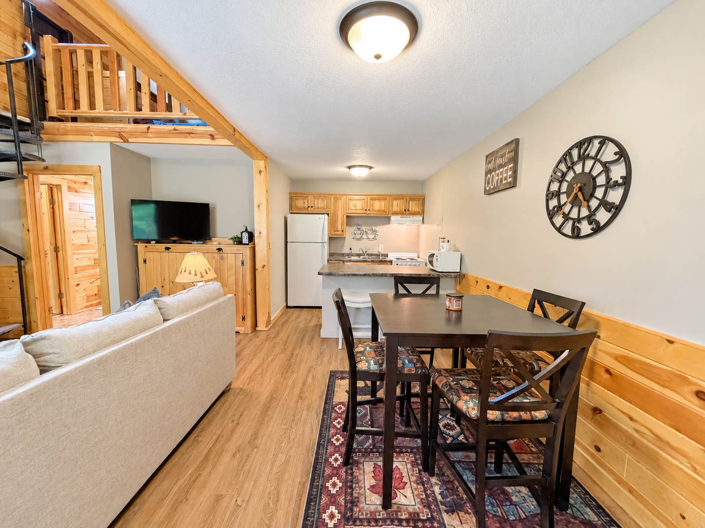 1974 townhouse for sale at 315 Quadna Mountain Road in Hill City, MN — 2 bed, 1 bath (photo 4 of 35)