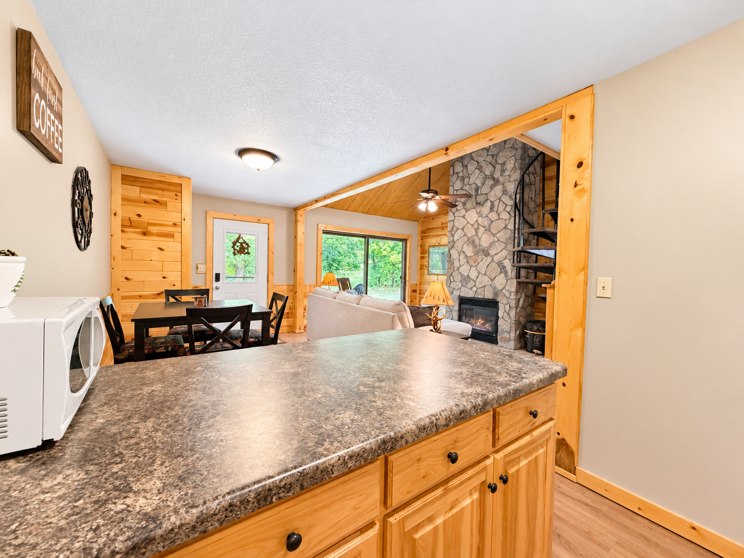 1974 townhouse for sale at 315 Quadna Mountain Road in Hill City, MN — 2 bed, 1 bath (photo 9 of 35)
