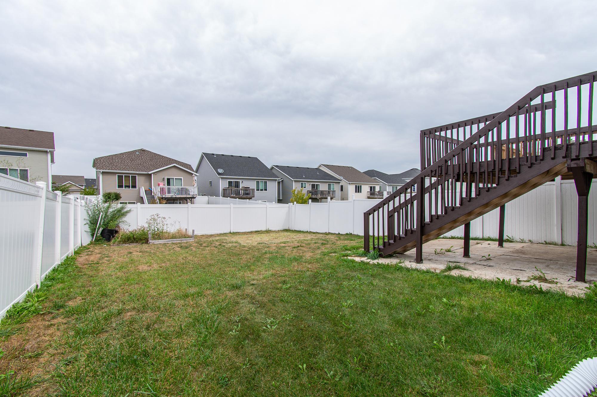 2016 twin home for sale at 5913 58th Avenue S in Fargo, ND — 4 bed, 2 bath (photo 49 of 49)