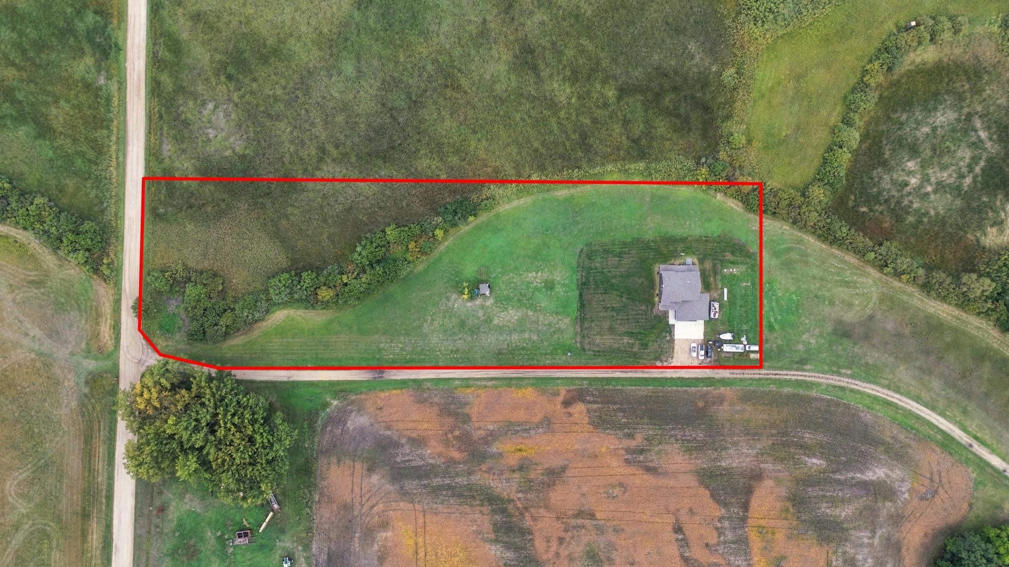 2025 single family home for sale at 520 200th Street S in Hawley, MN — 5 bed, 3 bath (photo 5 of 76)