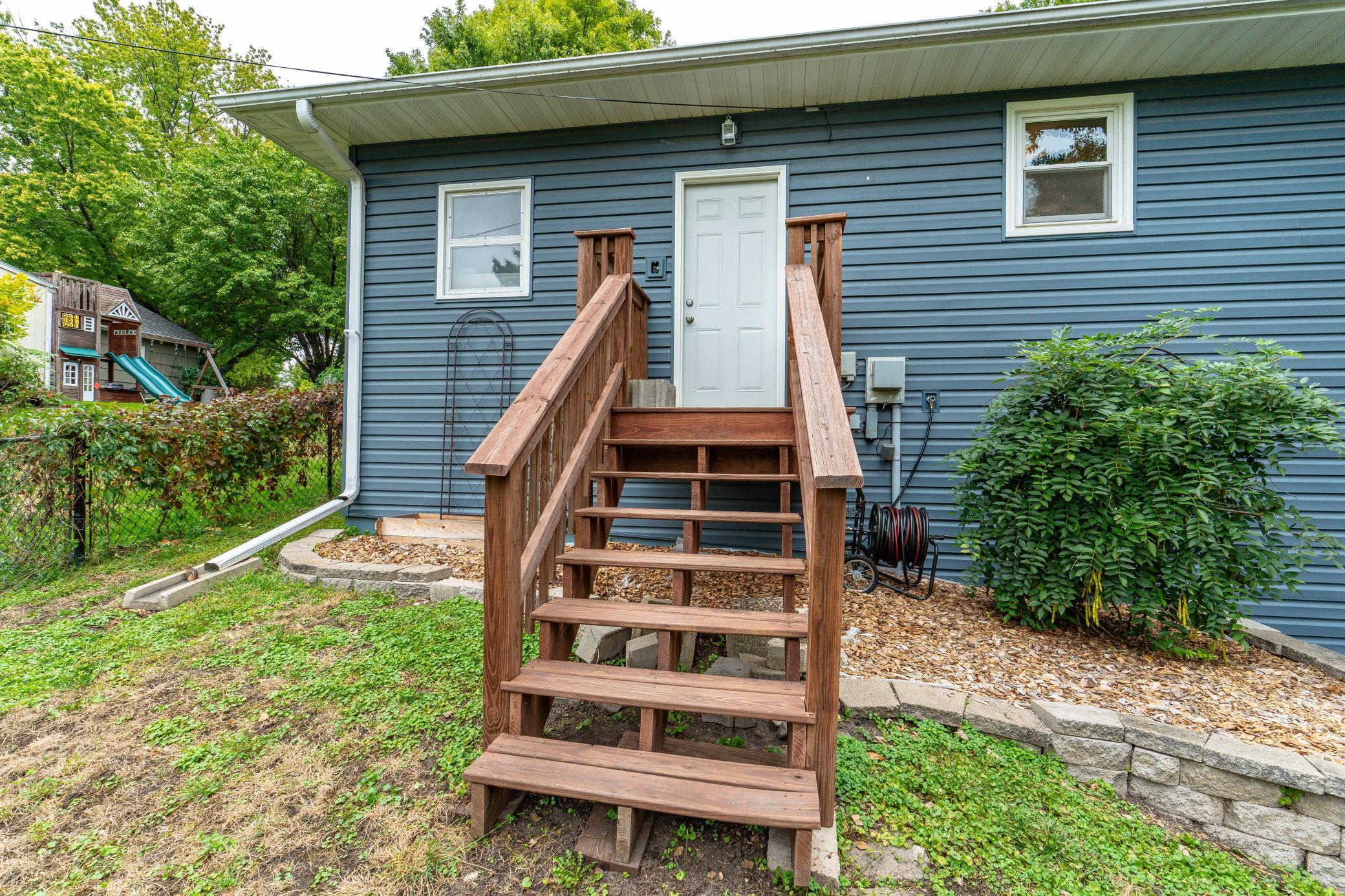 1970 single family home for sale at 717 W Beech Avenue in Fergus Falls, MN — 4 bed, 2 bath (photo 12 of 63)