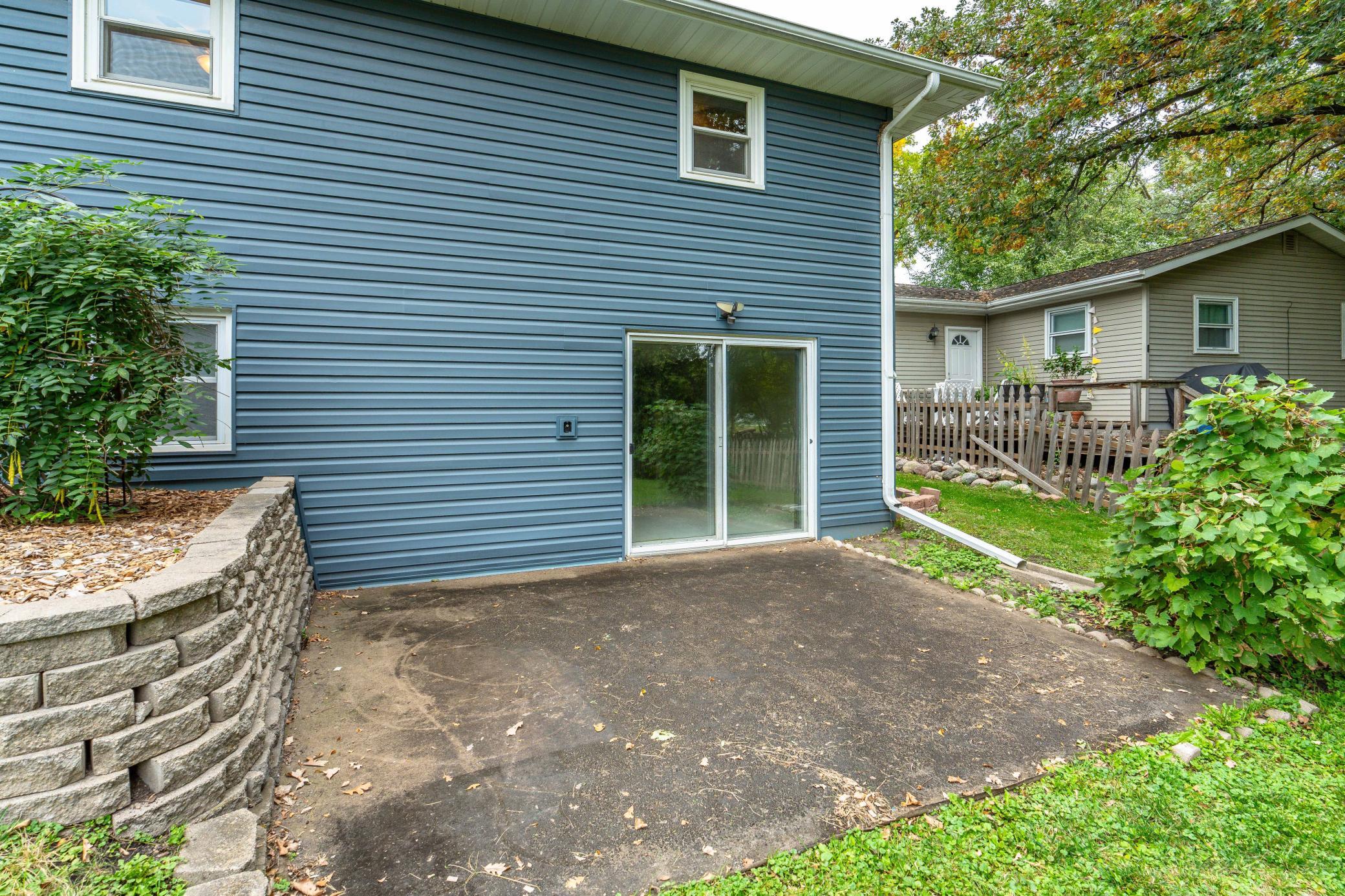 1970 single family home for sale at 717 W Beech Avenue in Fergus Falls, MN — 4 bed, 2 bath (photo 13 of 63)