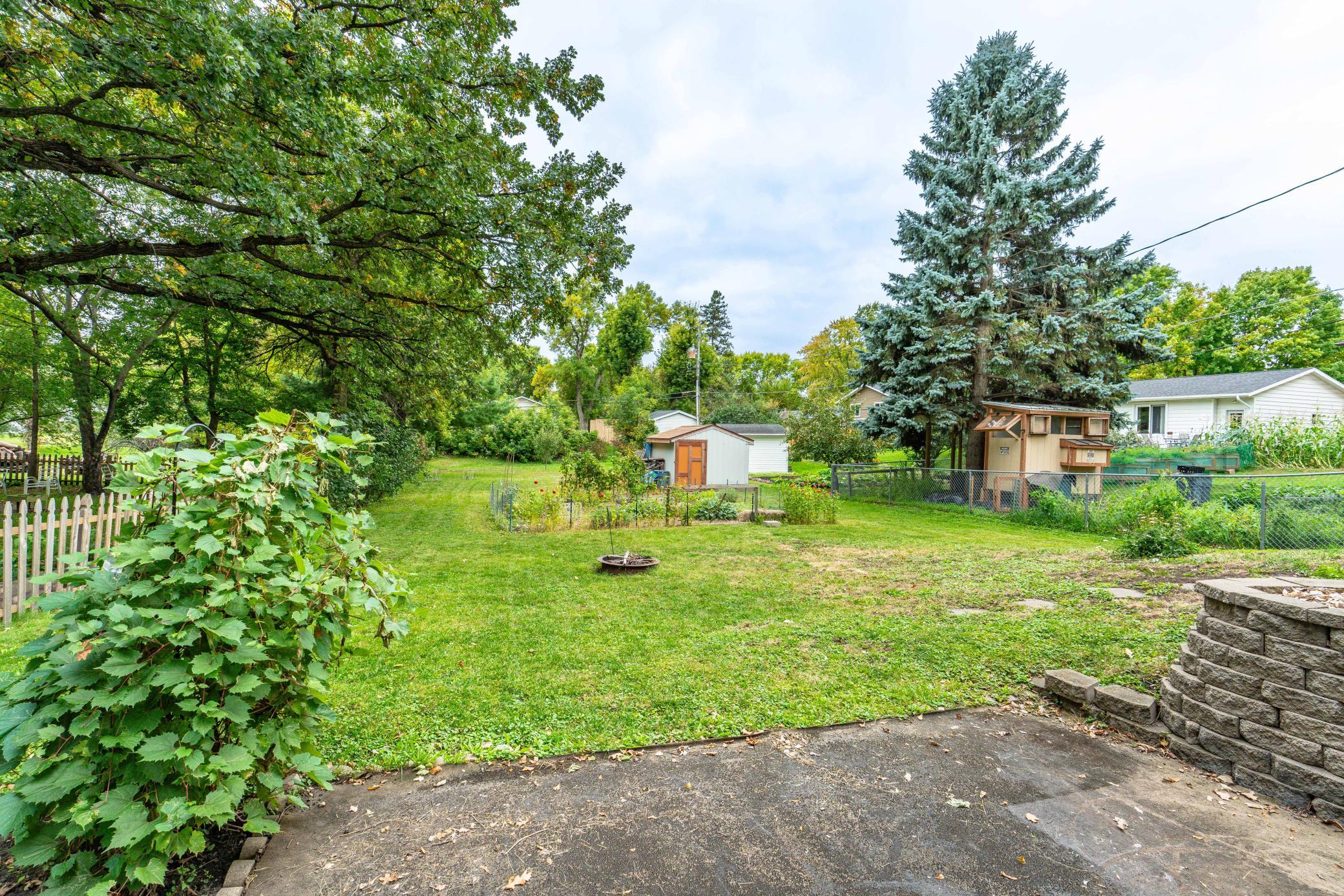 1970 single family home for sale at 717 W Beech Avenue in Fergus Falls, MN — 4 bed, 2 bath (photo 15 of 63)