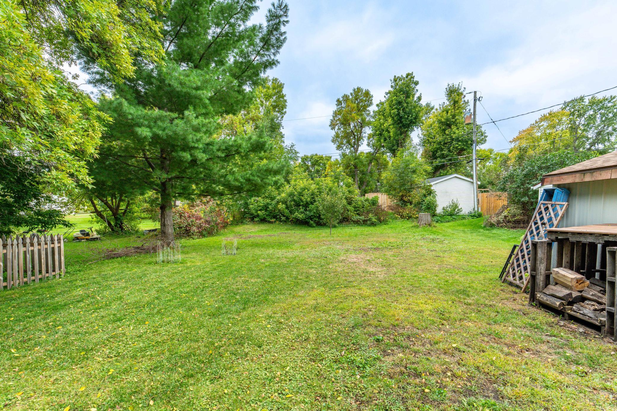 1970 single family home for sale at 717 W Beech Avenue in Fergus Falls, MN — 4 bed, 2 bath (photo 18 of 63)