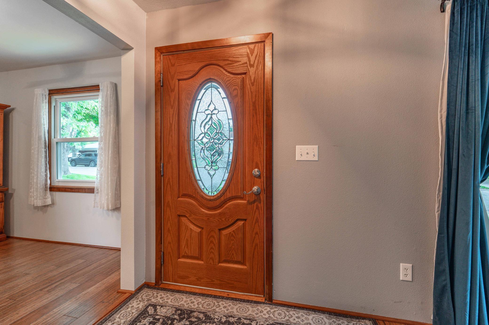 1970 single family home for sale at 717 W Beech Avenue in Fergus Falls, MN — 4 bed, 2 bath (photo 21 of 63)