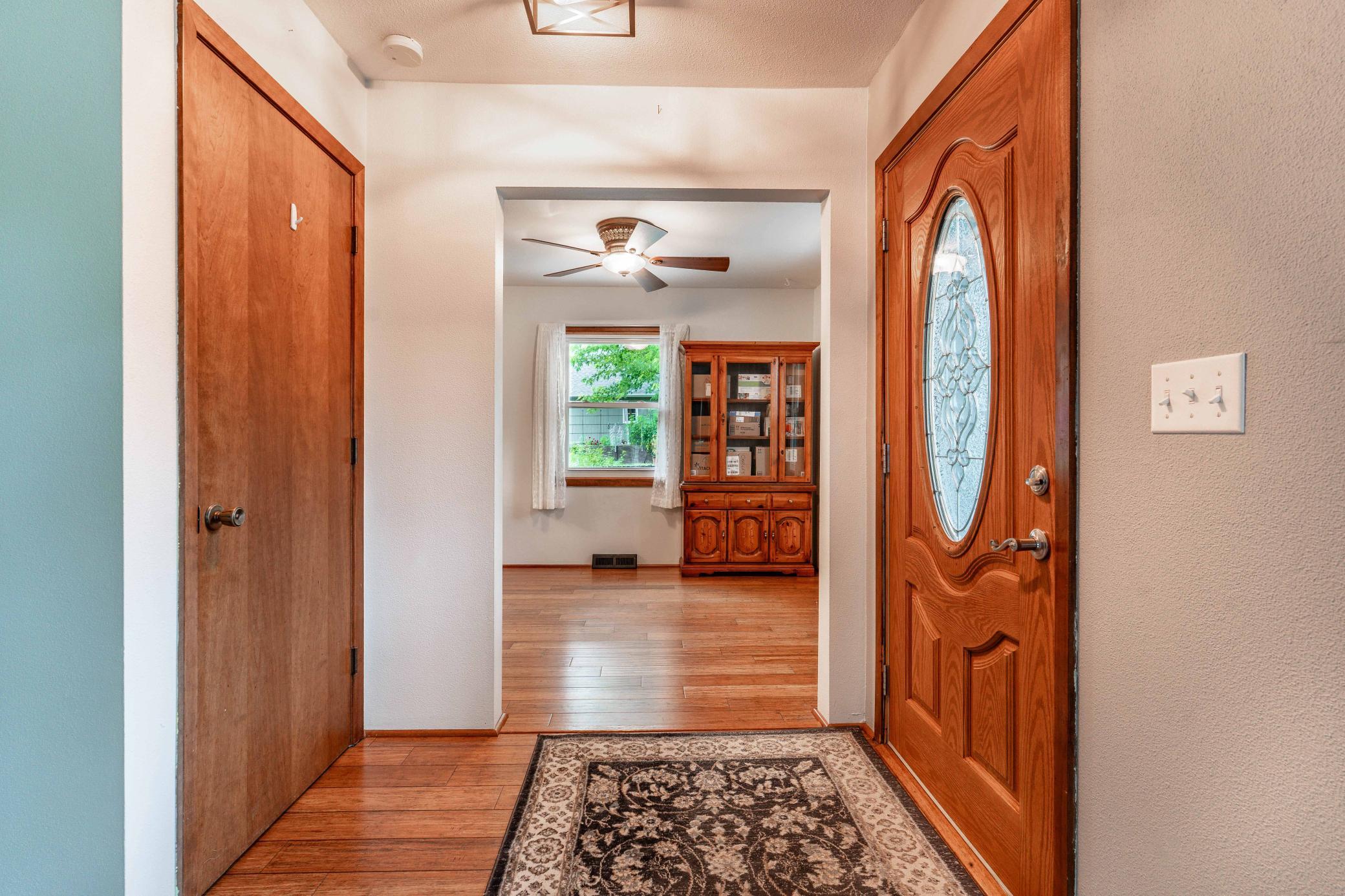 1970 single family home for sale at 717 W Beech Avenue in Fergus Falls, MN — 4 bed, 2 bath (photo 22 of 63)