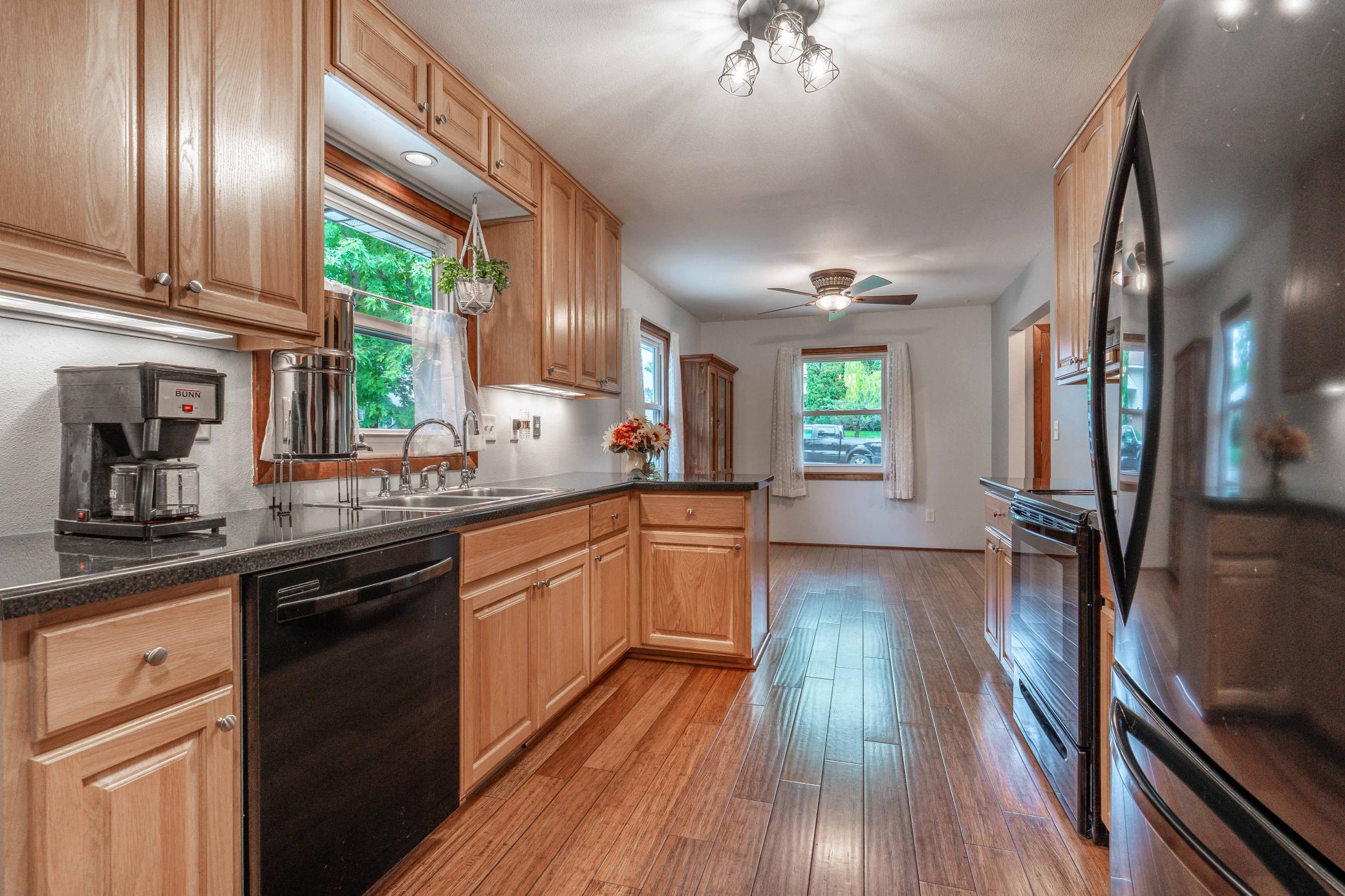 1970 single family home for sale at 717 W Beech Avenue in Fergus Falls, MN — 4 bed, 2 bath (photo 28 of 63)