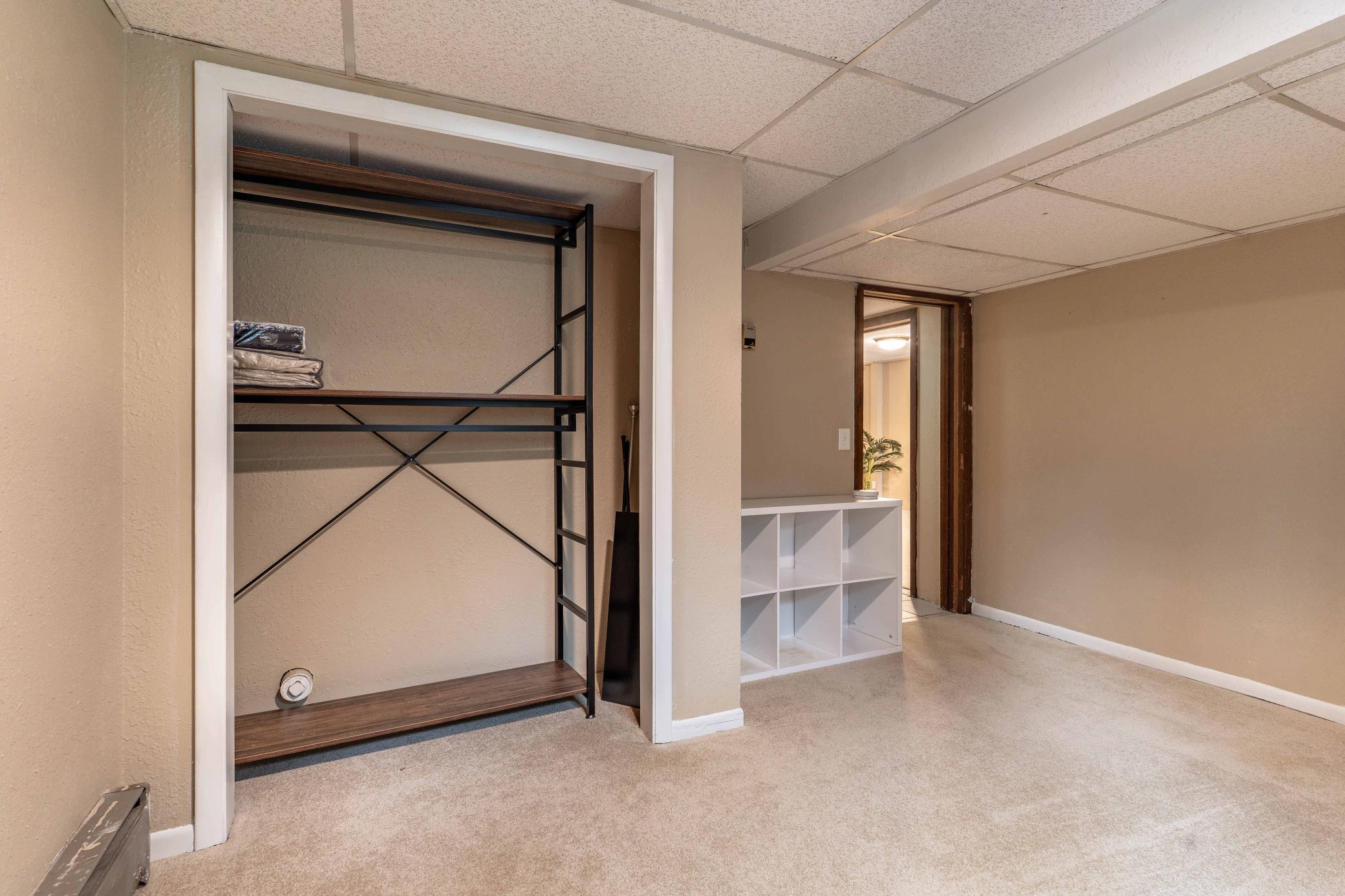 1970 single family home for sale at 717 W Beech Avenue in Fergus Falls, MN — 4 bed, 2 bath (photo 48 of 63)