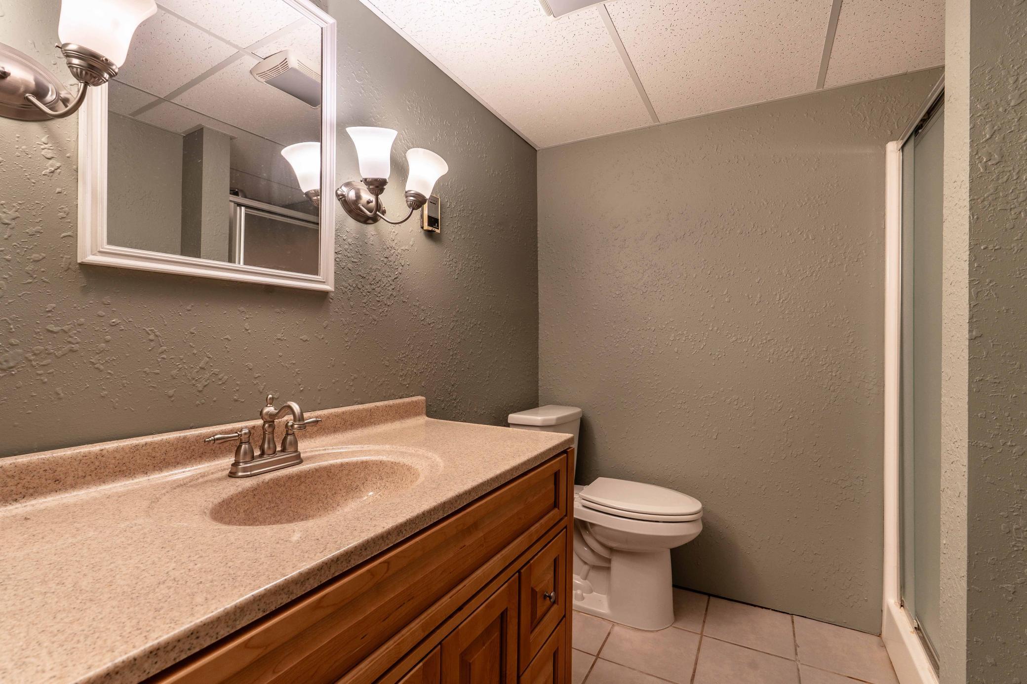 1970 single family home for sale at 717 W Beech Avenue in Fergus Falls, MN — 4 bed, 2 bath (photo 49 of 63)