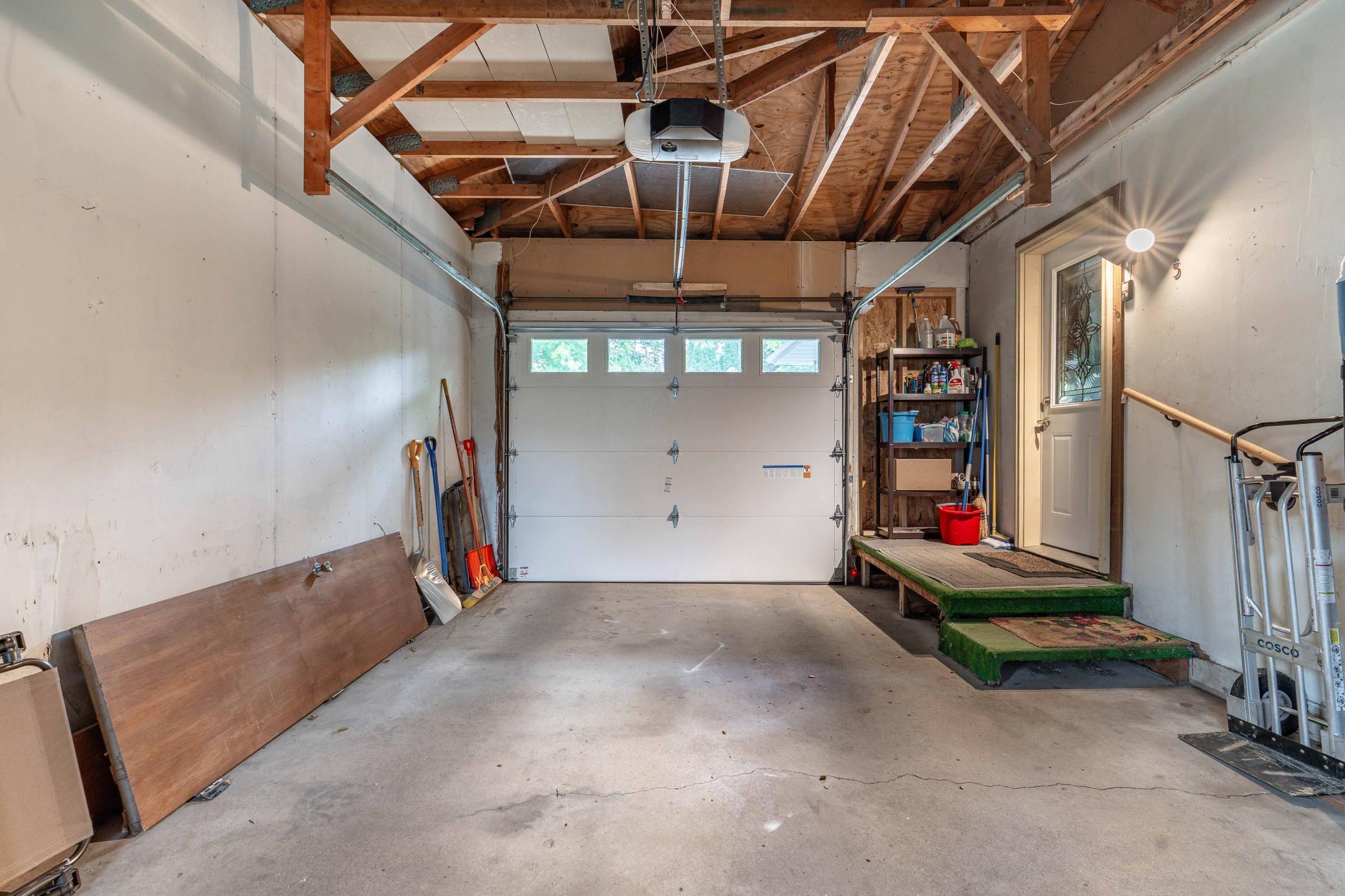 1970 single family home for sale at 717 W Beech Avenue in Fergus Falls, MN — 4 bed, 2 bath (photo 53 of 63)