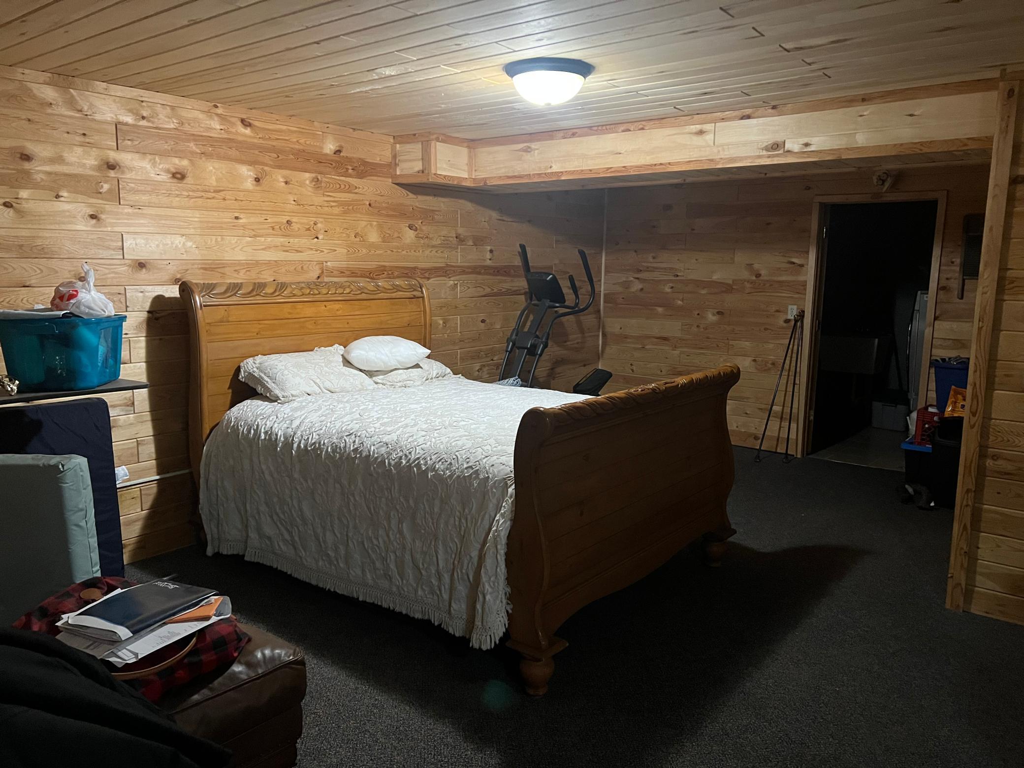 1979 single family home for sale at 1629 4th Street NW in Baudette, MN — 4 bed, 3 bath (photo 2 of 36)