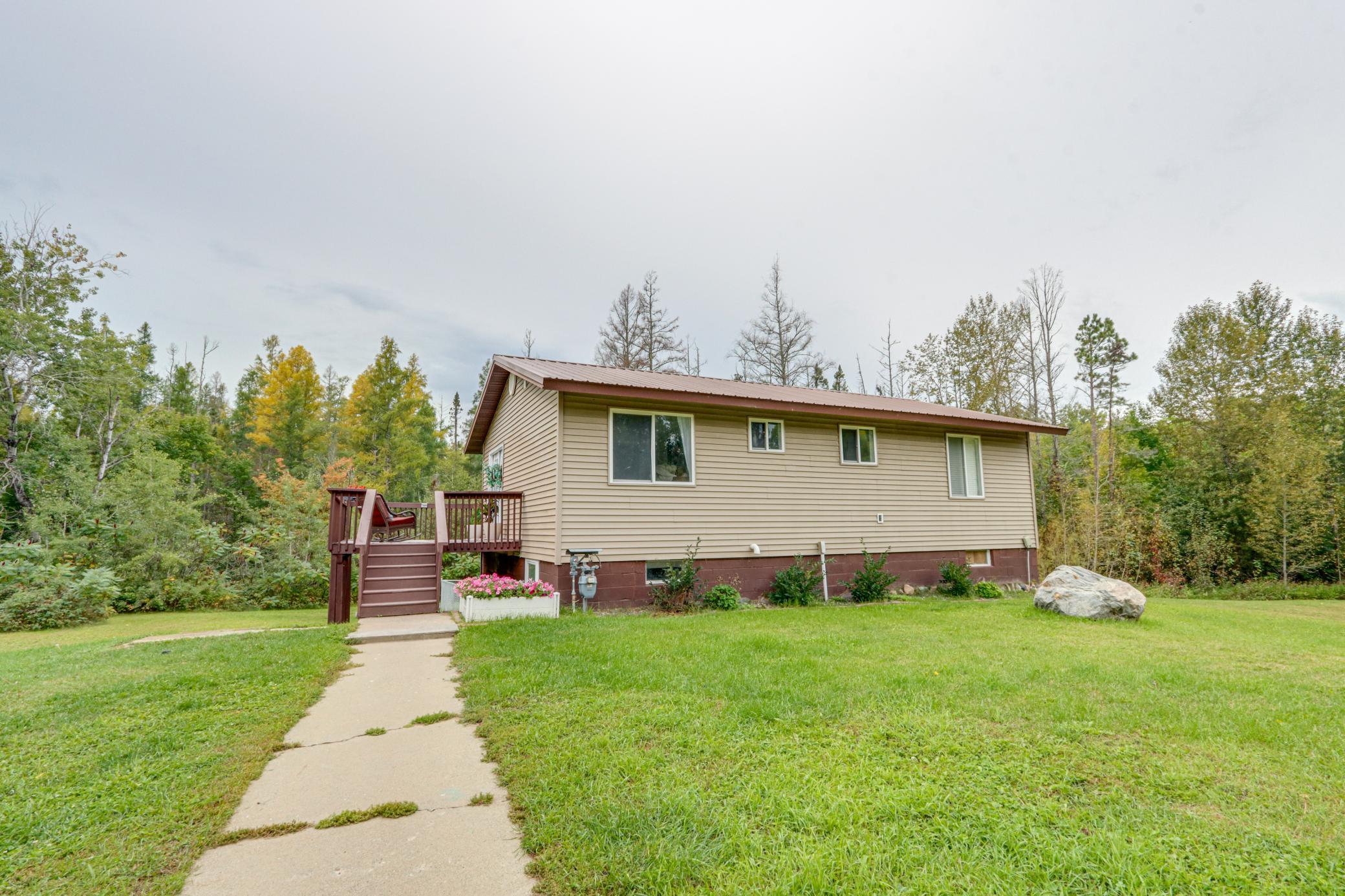 1985 single family home for sale at 39859 County Road 63 in Cohasset, MN — 4 bed, 2 bath (photo 46 of 61)