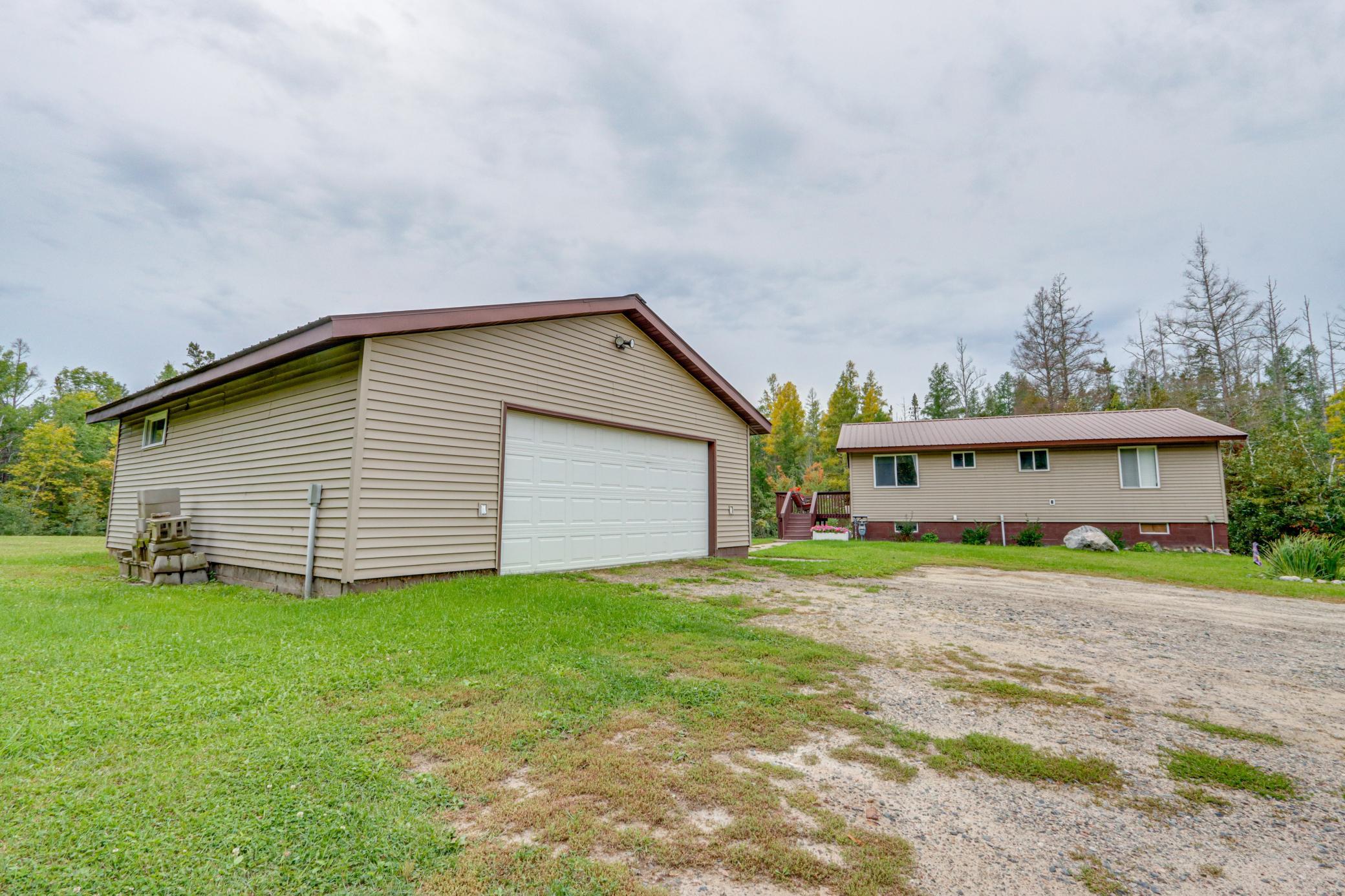1985 single family home for sale at 39859 County Road 63 in Cohasset, MN — 4 bed, 2 bath (photo 60 of 61)