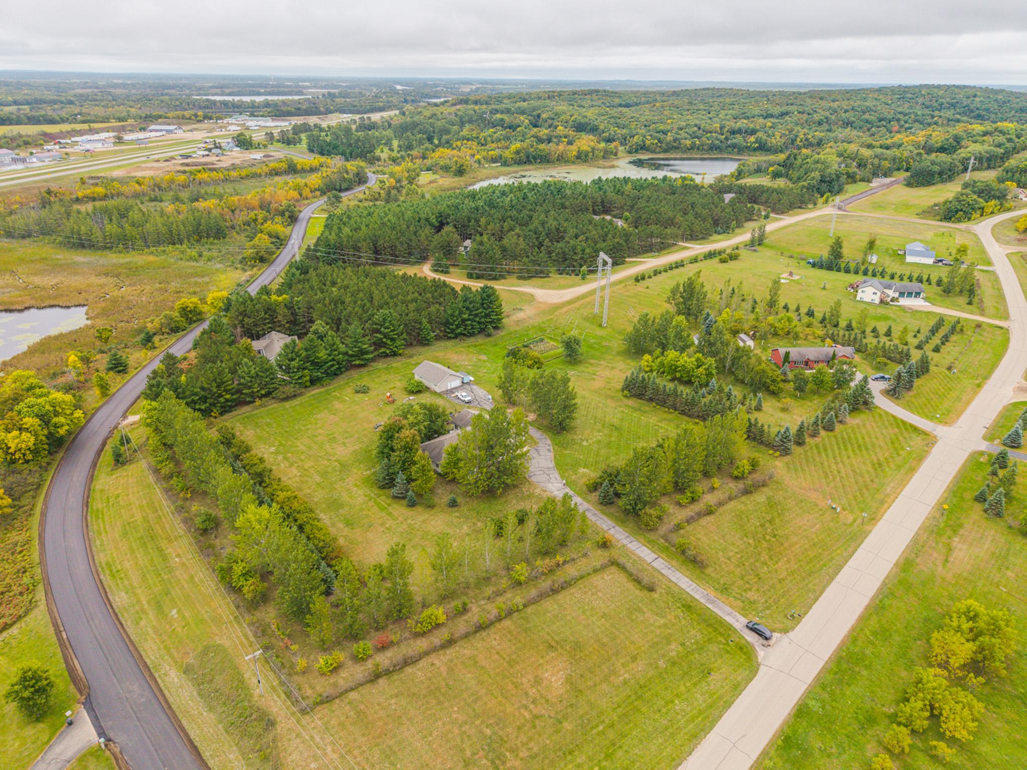 2002 single family home for sale at 12980 Carow Circle in Frazee, MN — 4 bed, 2 bath (photo 36 of 42)
