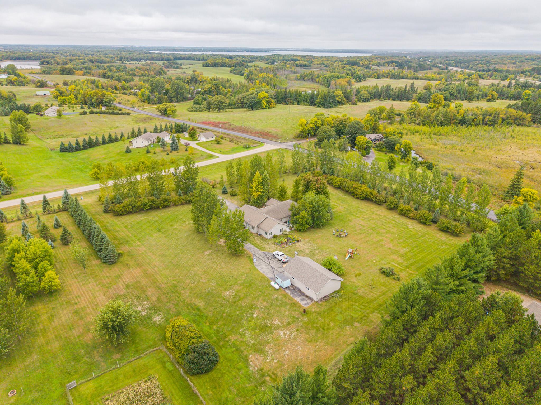 2002 single family home for sale at 12980 Carow Circle in Frazee, MN — 4 bed, 2 bath (photo 40 of 42)