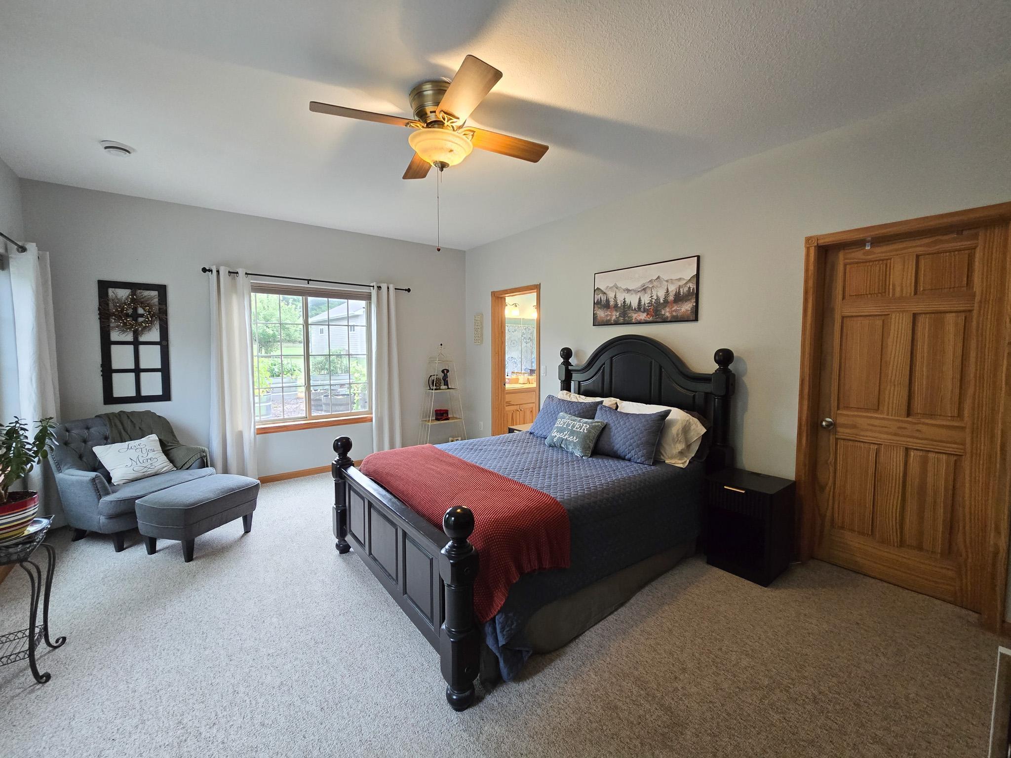 2002 single family home for sale at 12980 Carow Circle in Frazee, MN — 4 bed, 2 bath (photo 10 of 42)