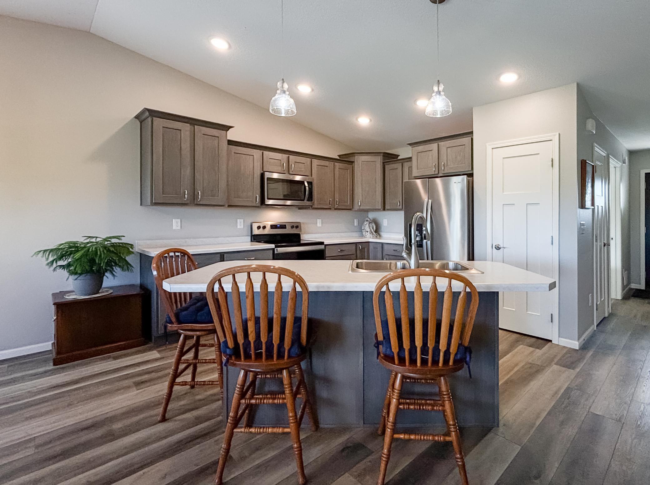 2022 townhouse for sale at 1615 30th Street NW, Unit 17 in Bemidji, MN — 2 bed, 2 bath (photo 2 of 24)