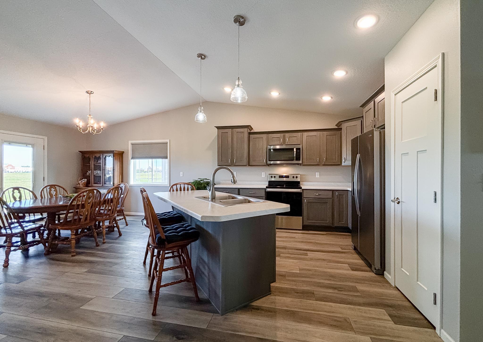 2022 townhouse for sale at 1615 30th Street NW, Unit 17 in Bemidji, MN — 2 bed, 2 bath (photo 3 of 24)