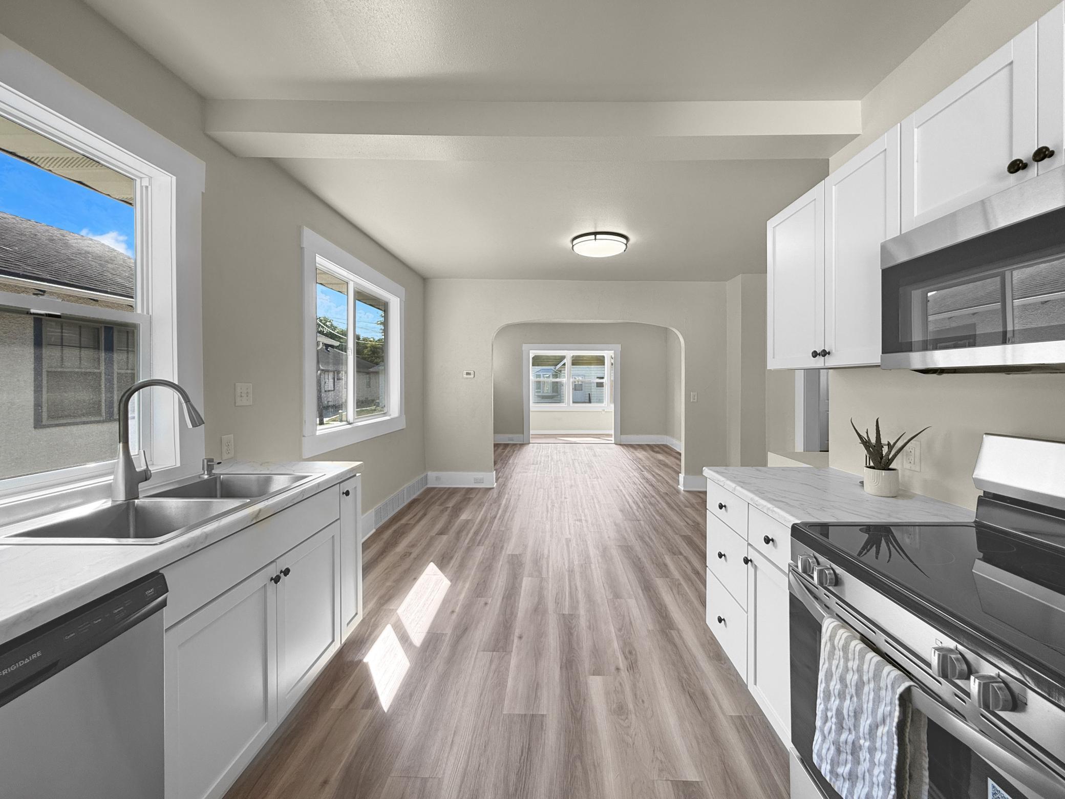 1920 single family home for sale at 1145 9th Street N in Fargo, ND — 4 bed, 2 bath (photo 13 of 33)