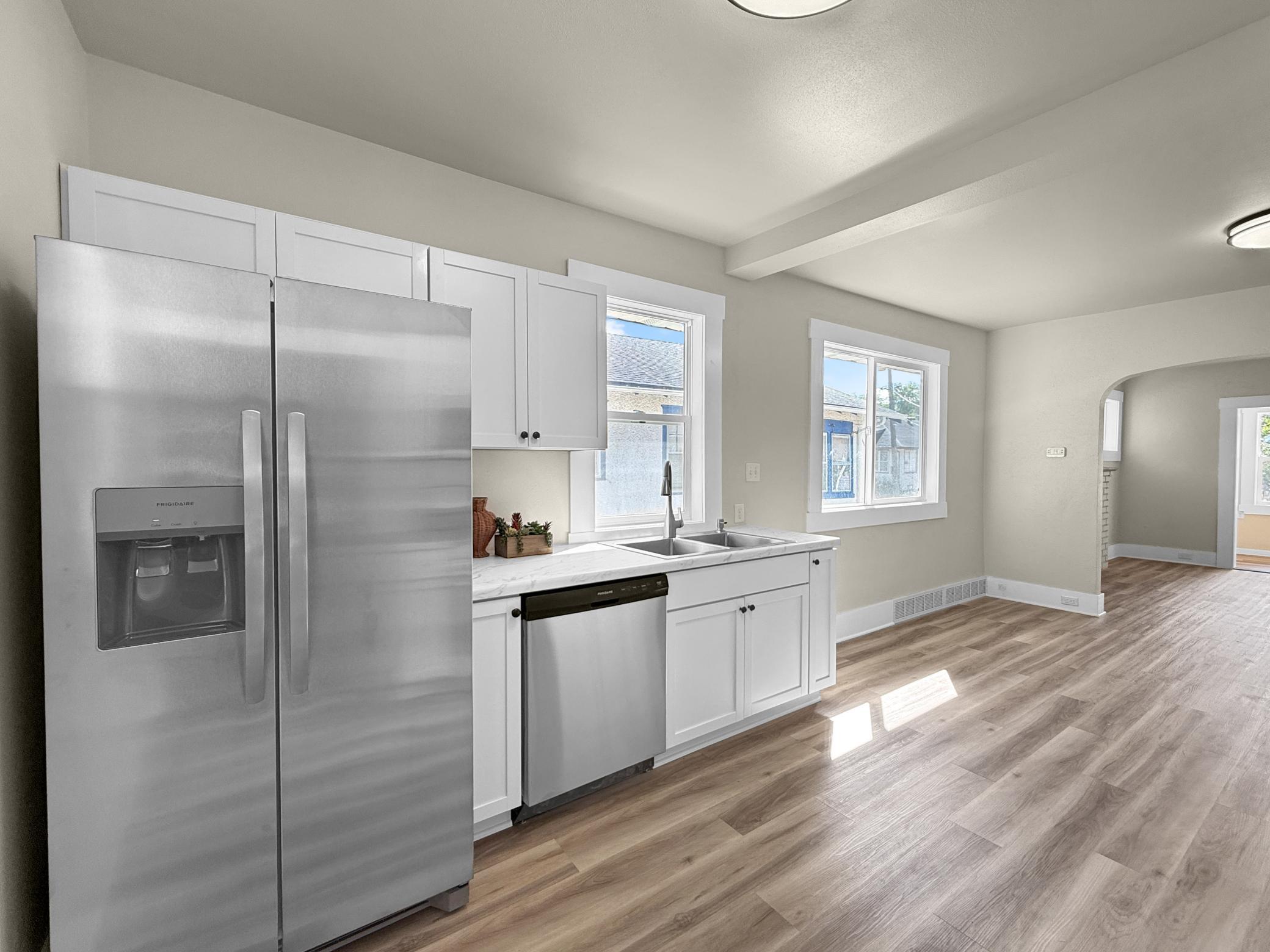 1920 single family home for sale at 1145 9th Street N in Fargo, ND — 4 bed, 2 bath (photo 14 of 33)