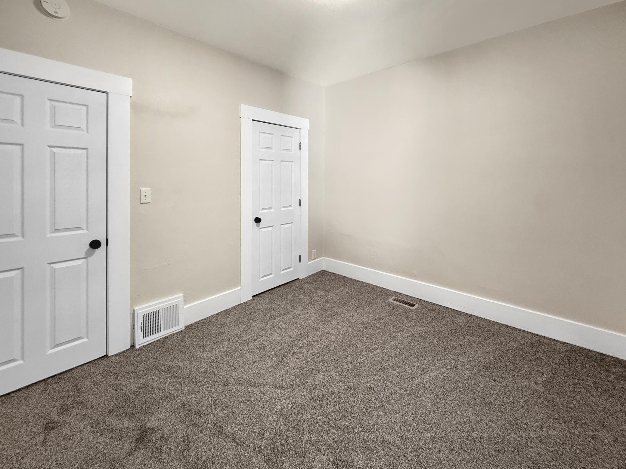 1920 single family home for sale at 1145 9th Street N in Fargo, ND — 4 bed, 2 bath (photo 20 of 33)