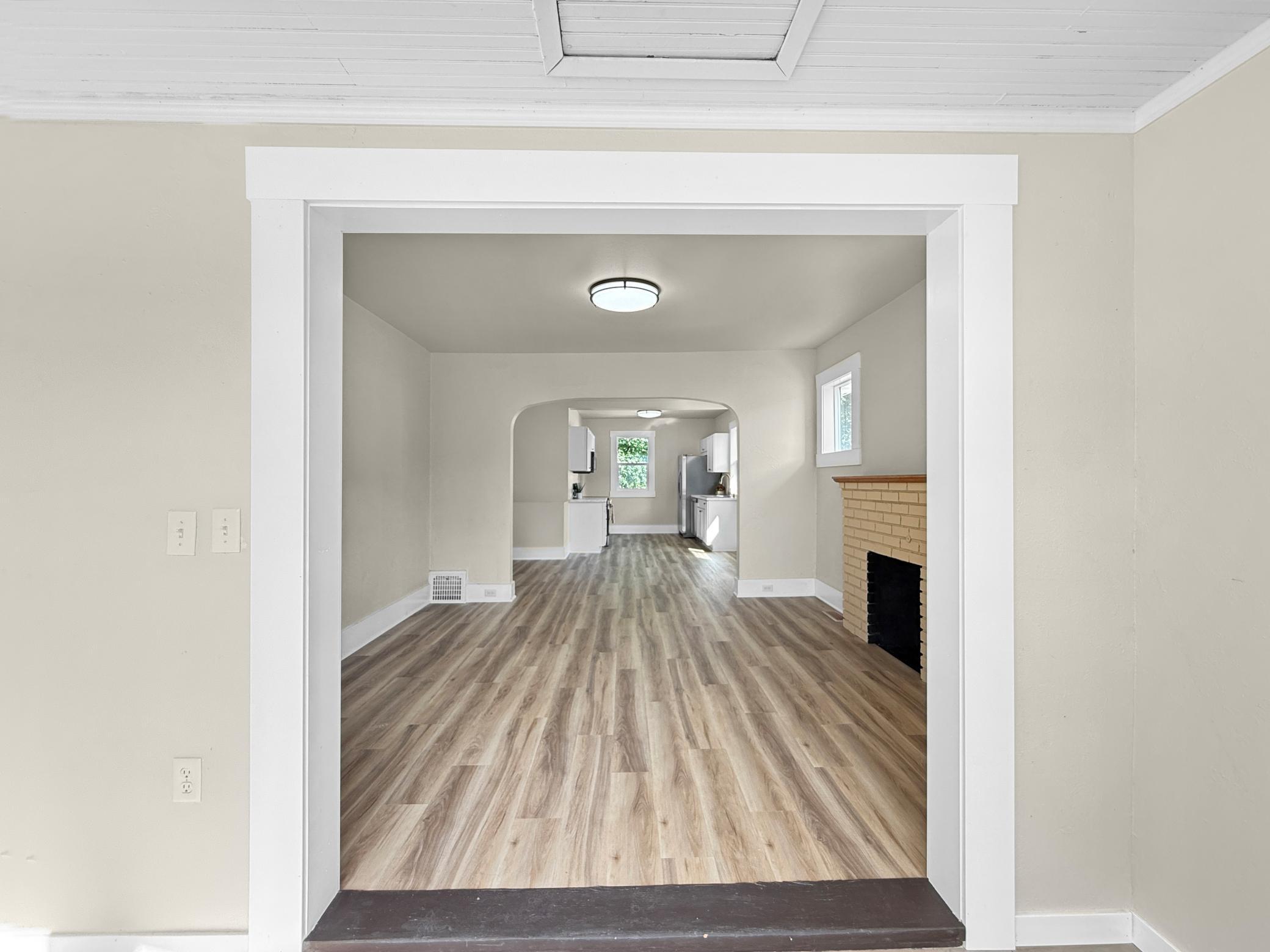 1920 single family home for sale at 1145 9th Street N in Fargo, ND — 4 bed, 2 bath (photo 6 of 33)