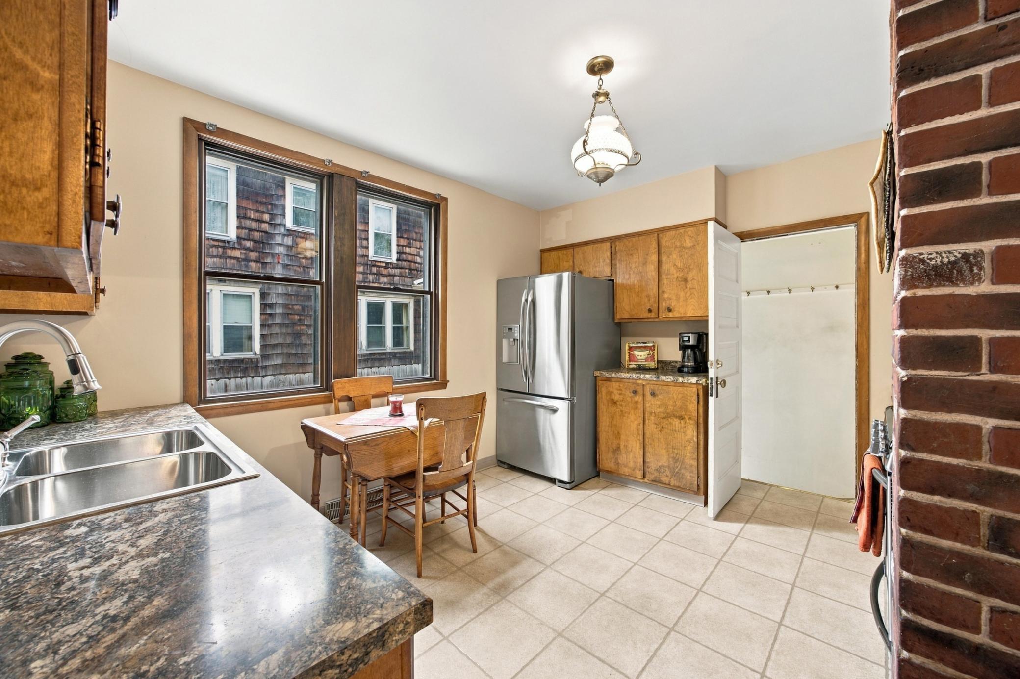 1916 single family home for sale at 1104 7th Street N in Fargo, ND — 4 bed, 3 bath (photo 14 of 46)
