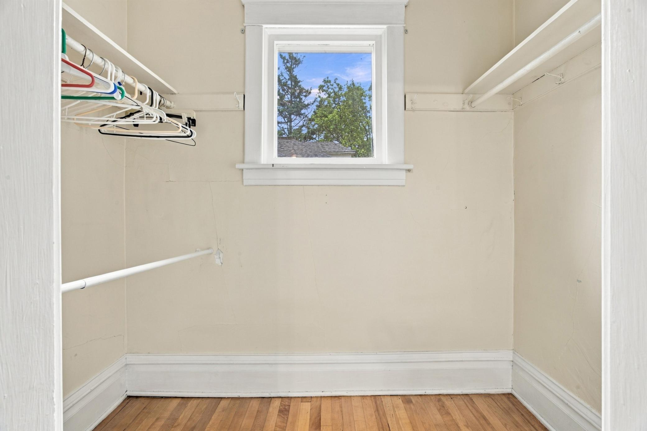 1916 single family home for sale at 1104 7th Street N in Fargo, ND — 4 bed, 3 bath (photo 28 of 46)